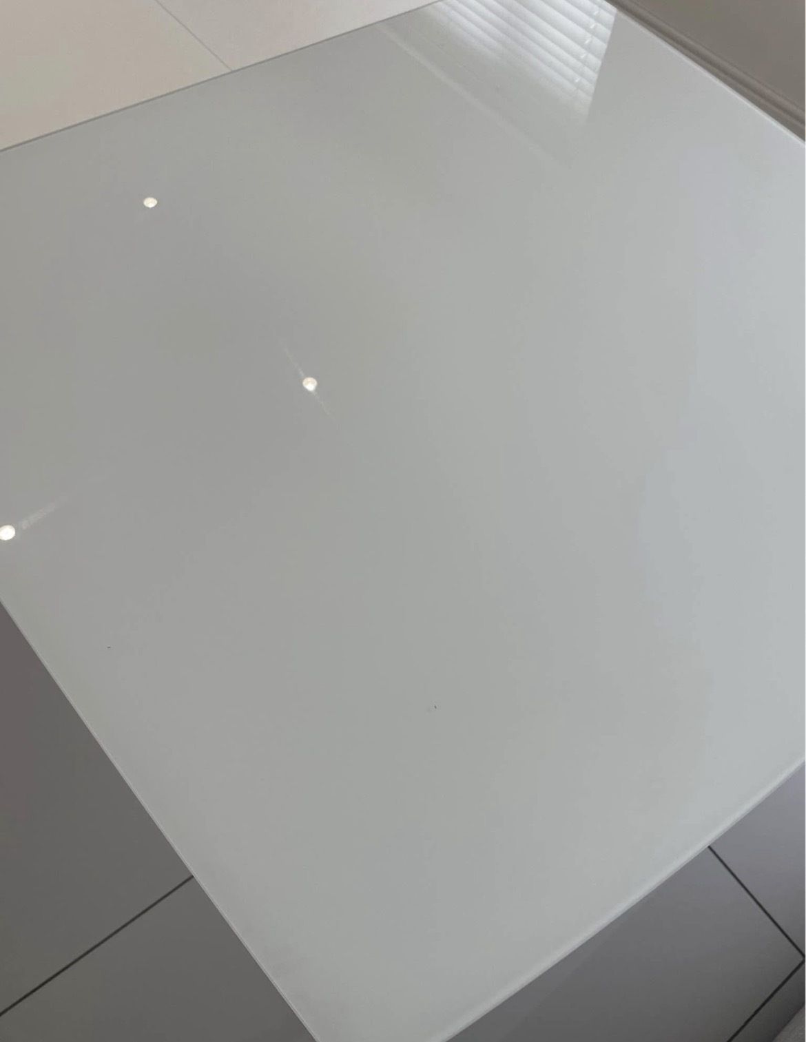 Bo Concept Milano Dining Table photo buy