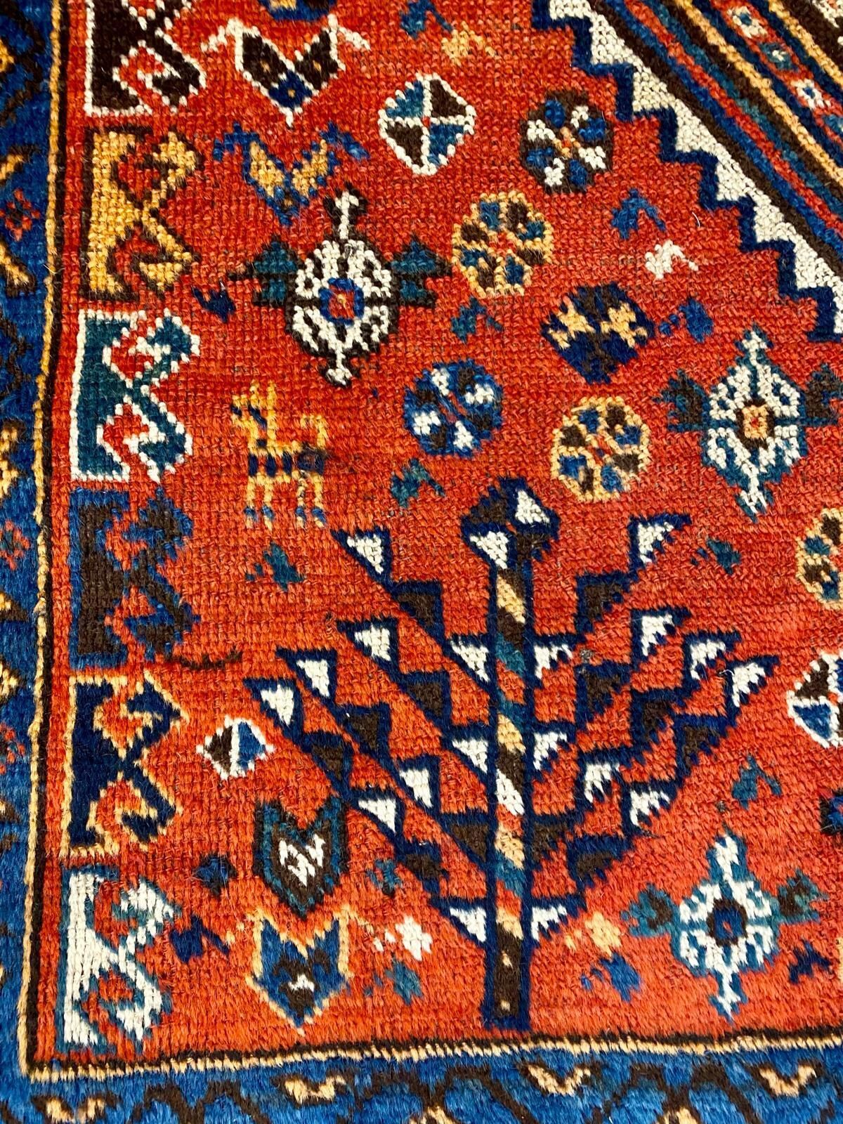 Antique Lori Rug 236x162cm photo furniture