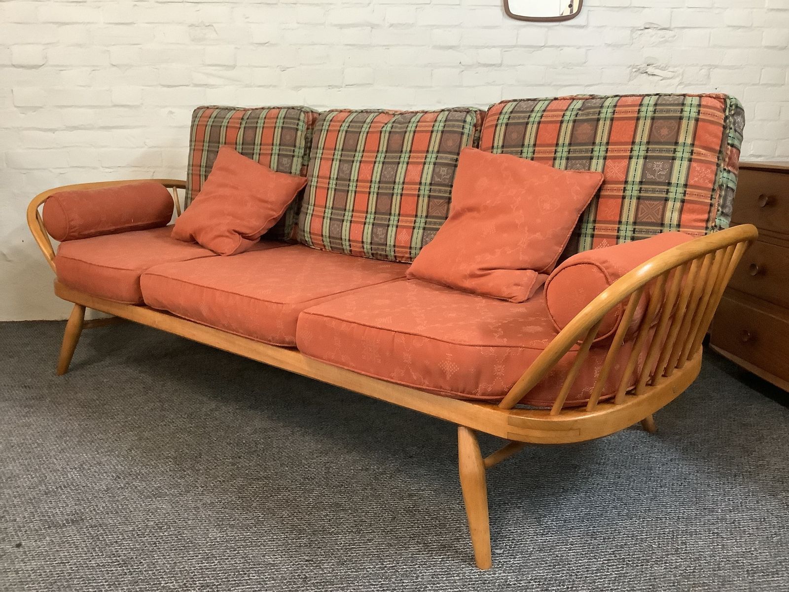 Ercol Studio Couch. photo Furniture