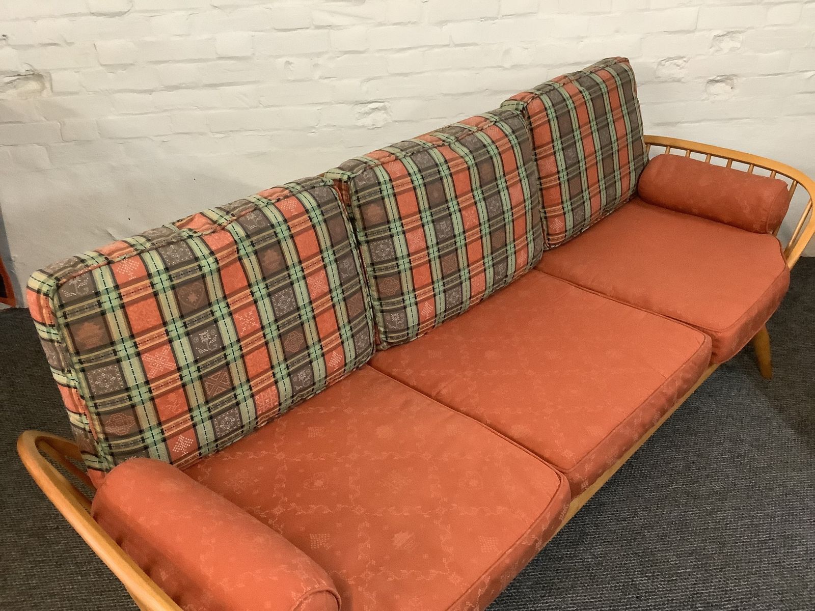 photo furniture Ercol Studio Couch.