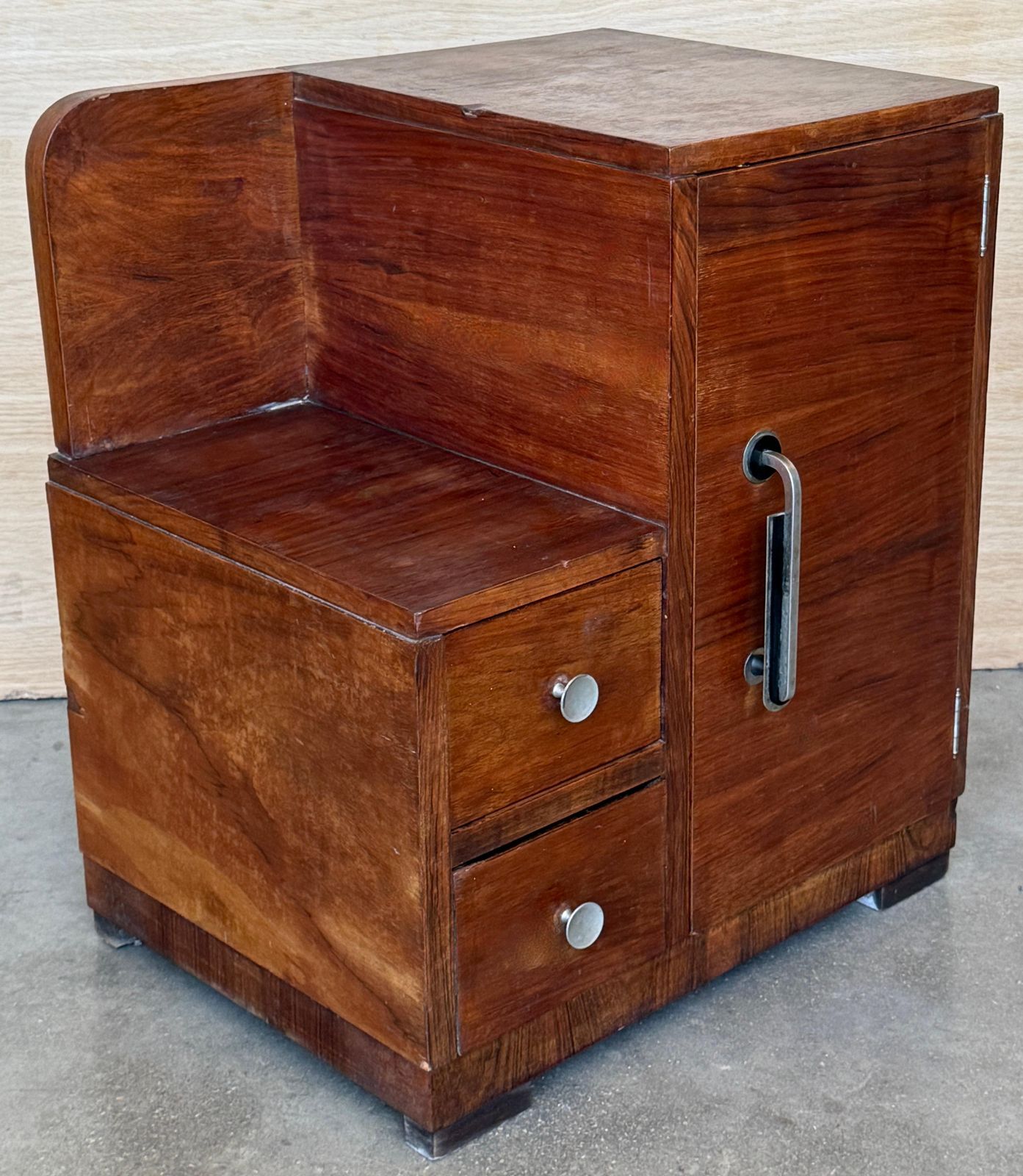 Pair Of Art Deco Bedside Cabinets In Mahogany Veneer photo 2226.0