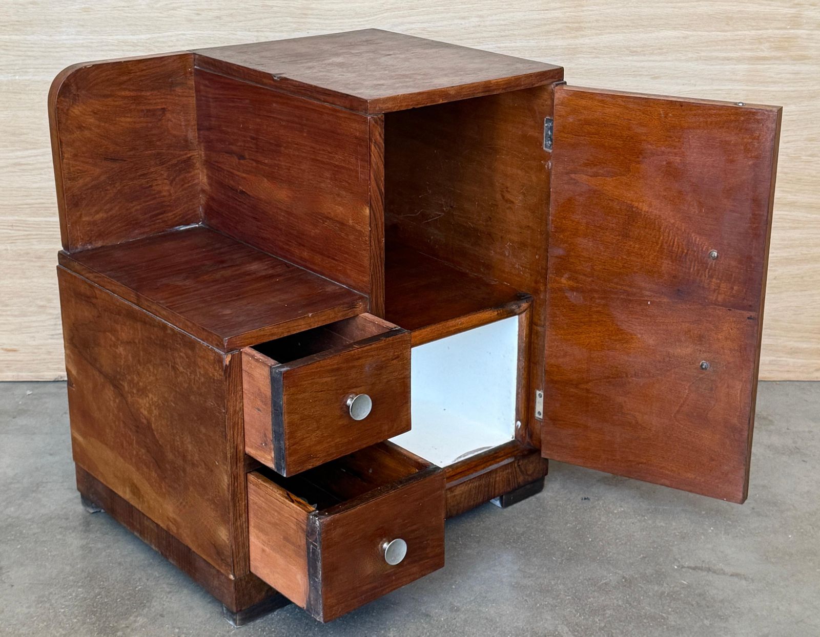Pair Of Art Deco Bedside Cabinets In Mahogany Veneer photo vintage