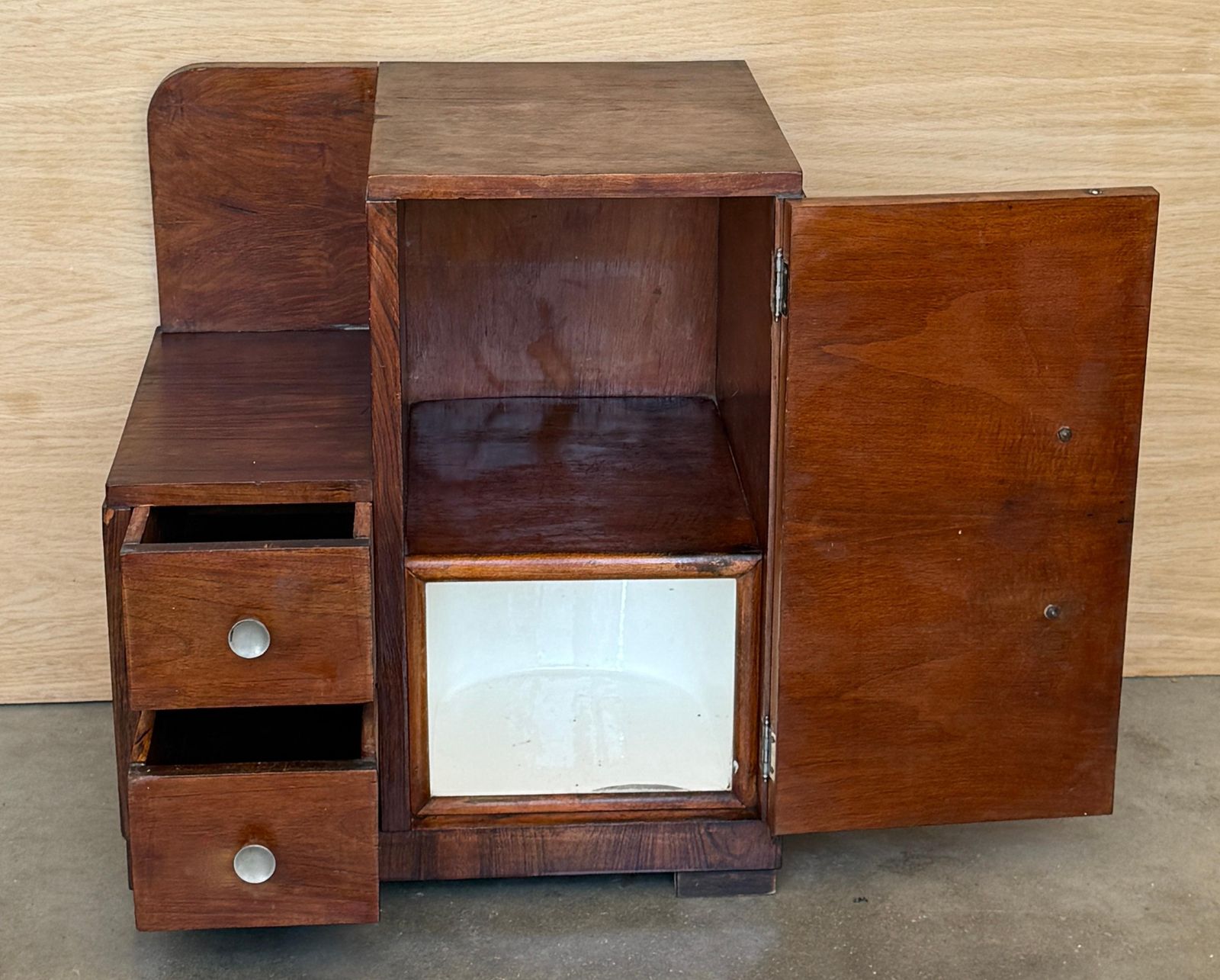 photo furniture Paire de tables de chevet Art déco en placage de mahogany