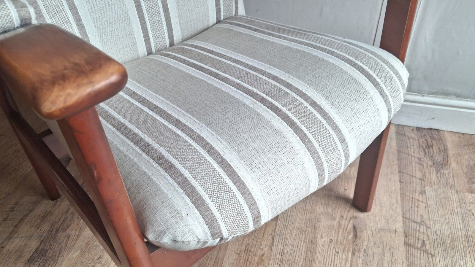 photo furniture Super Cintique Mid  Century Teak Upholstered Armchair In Great Condition