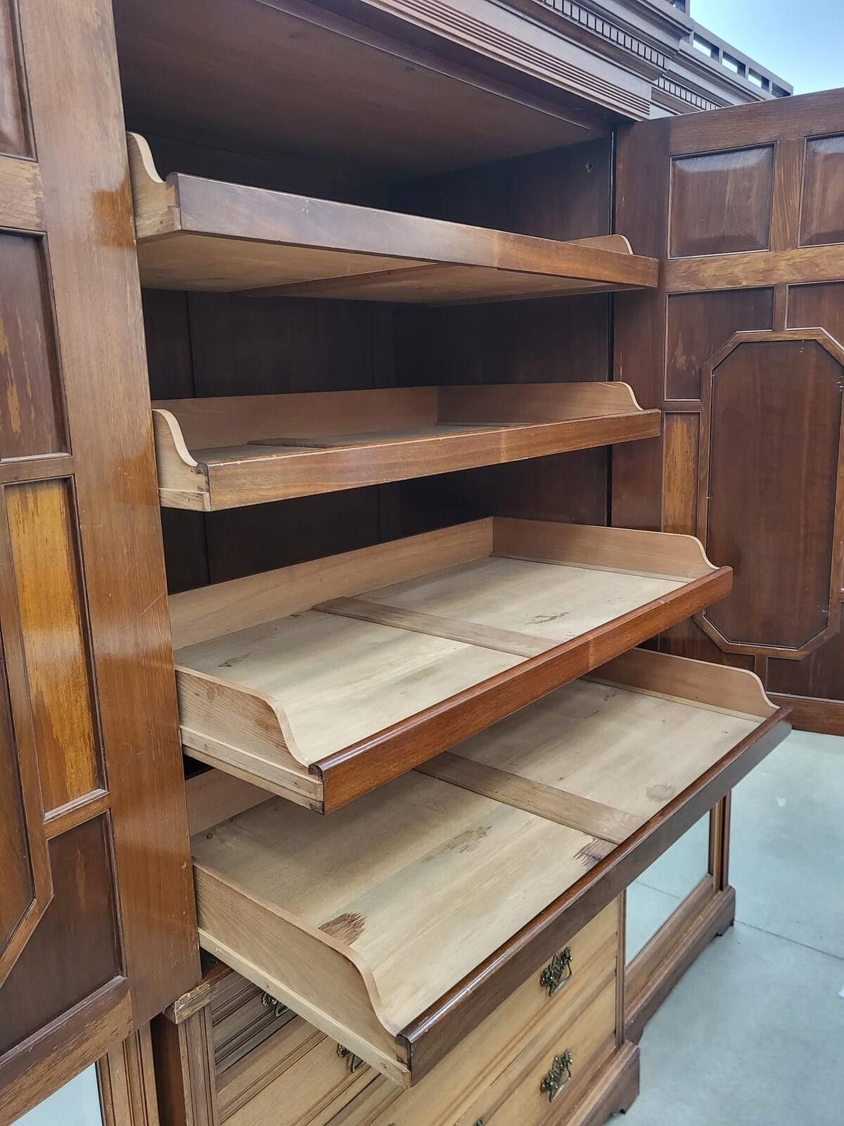 photo furniture Large Breakdown Antique Victorian Triple Compactum Wardrobe