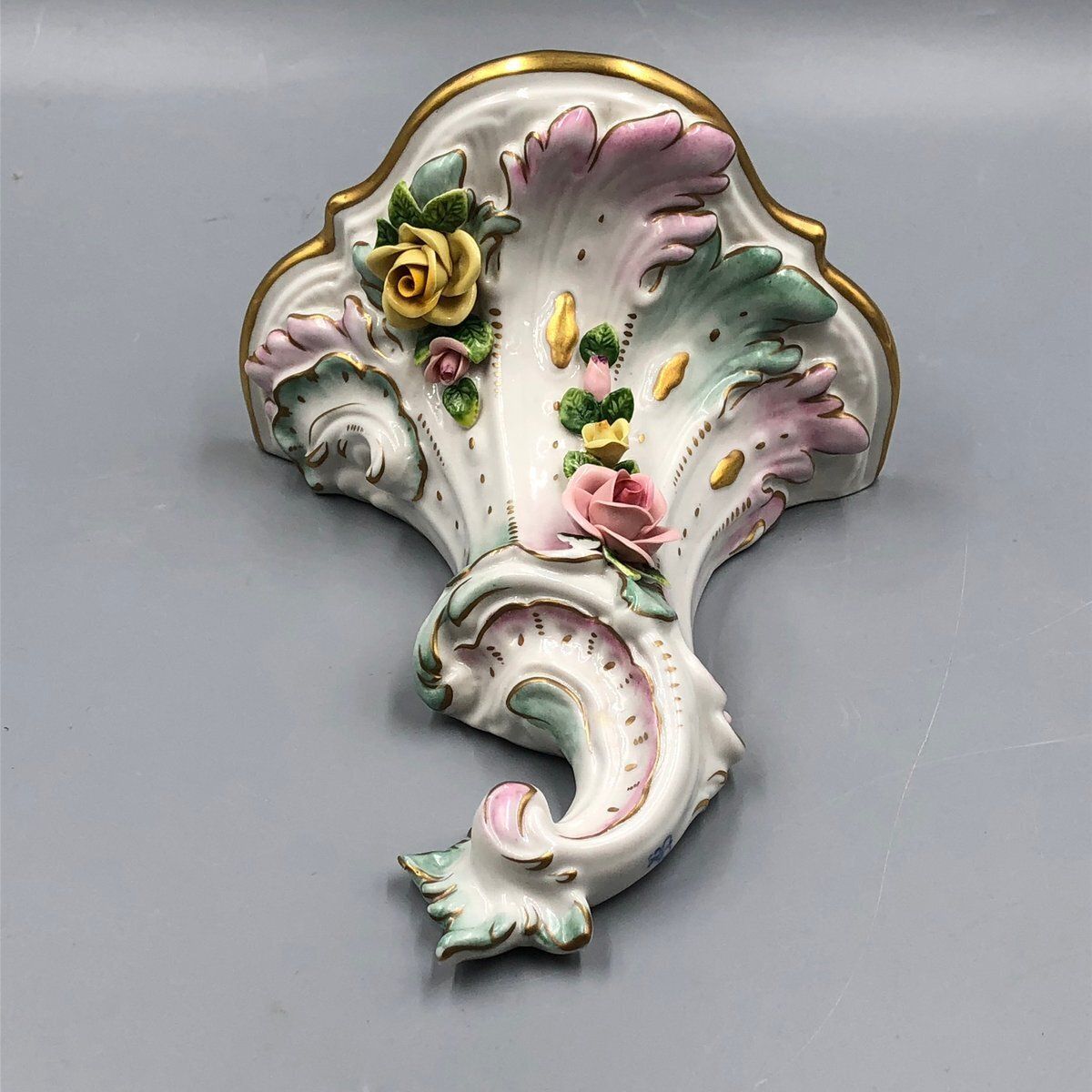 photo vintage Hand Painted Porcelain Wall Brackets In Rococo Style By Kämmer, Dresden, Set Of 3