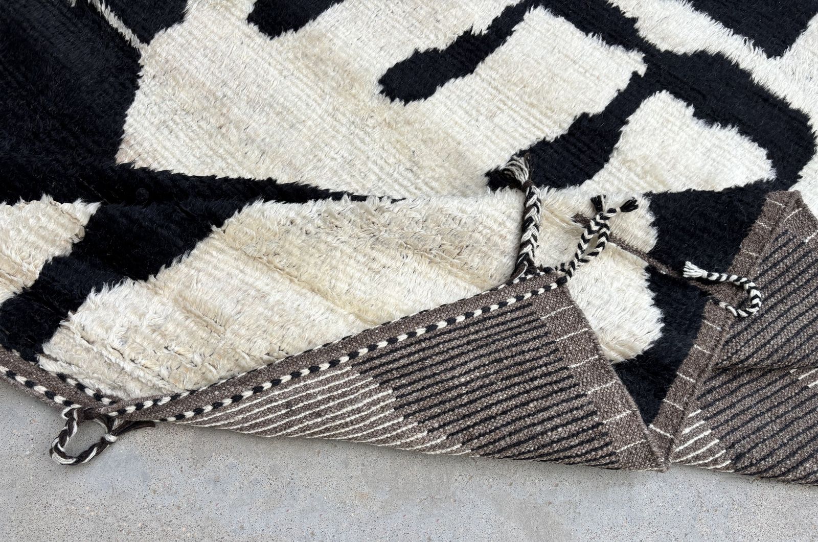 245x305 Cm Hand Knotted Beni Ourain Rug. Vintage Moroccan Carpet Made Of Black And Beige Wool. 8x10 Ft photo for sale