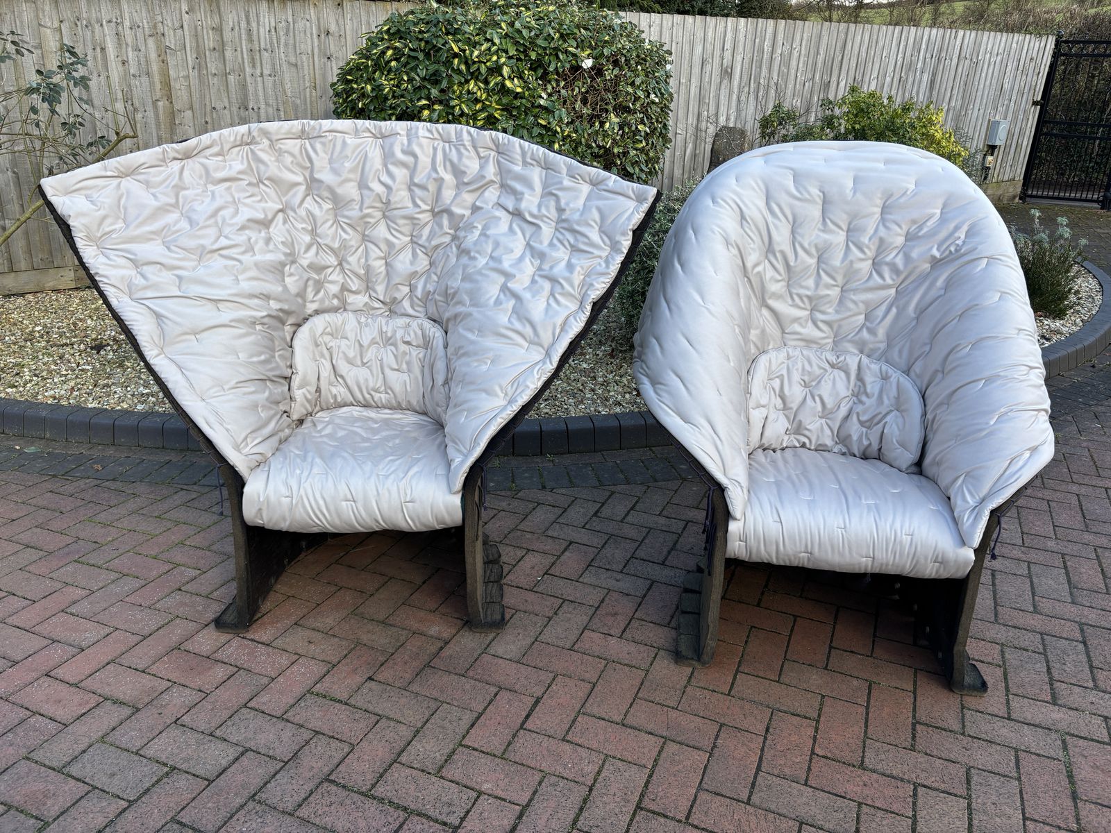 Pair Of Feltri Chairs By Gaetano Pesce For Cassina photo vintage
