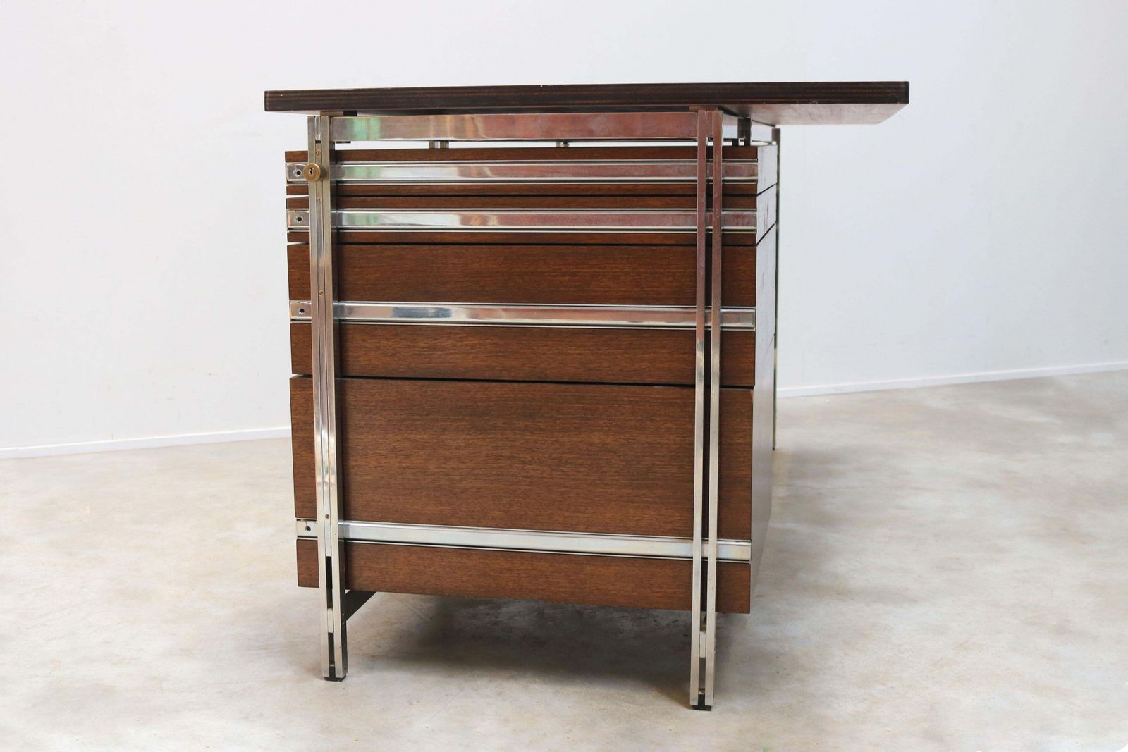 7614.0 Rare Mutenyé Wood Design Desk By Jules Wabbes For Mobilier Universel 1960 photo