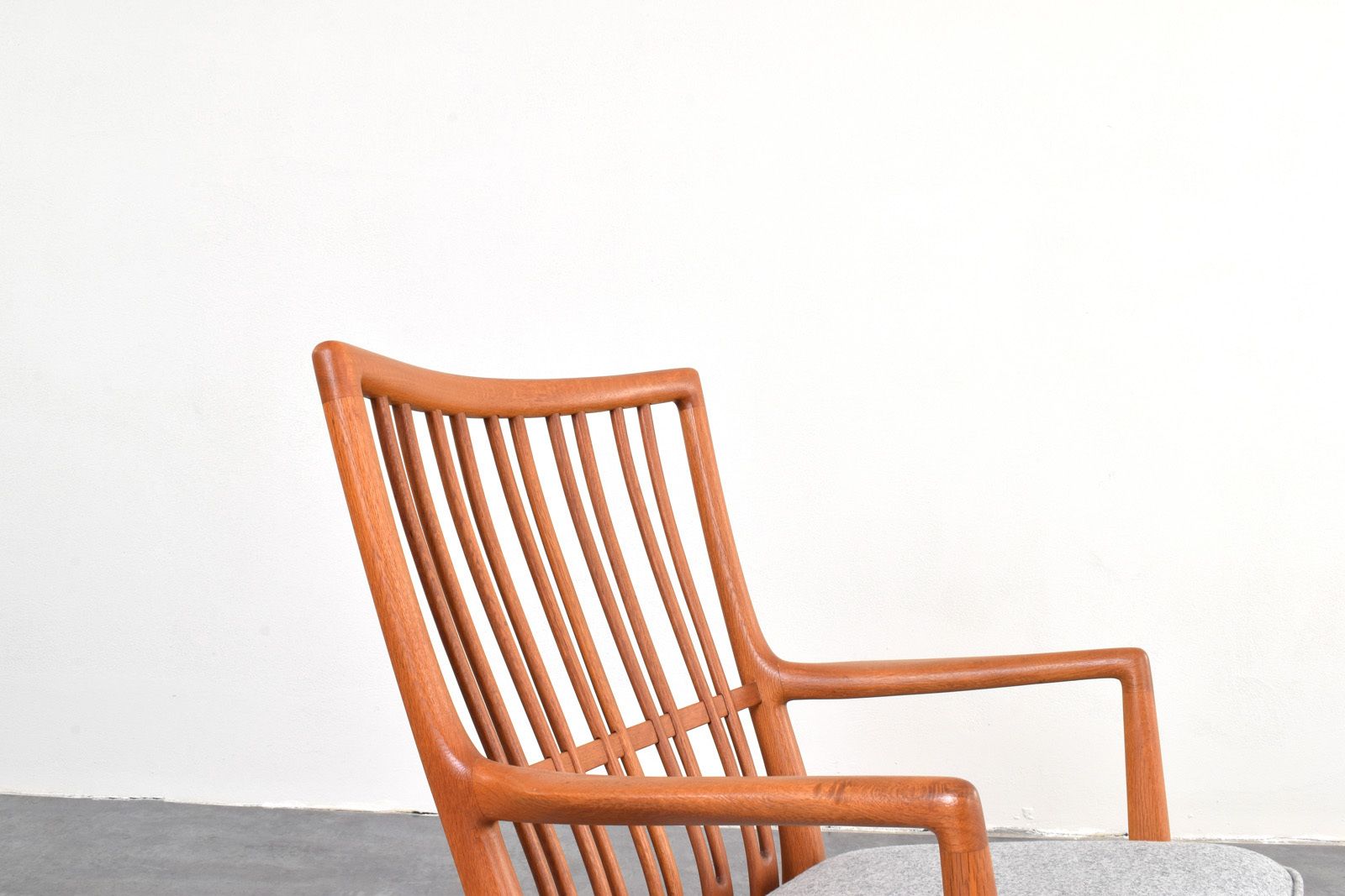 2395.0 Oak Ml33 Rocking Chair By Hans J. Wegner For A/S Mikael Laursen, 1950s photo