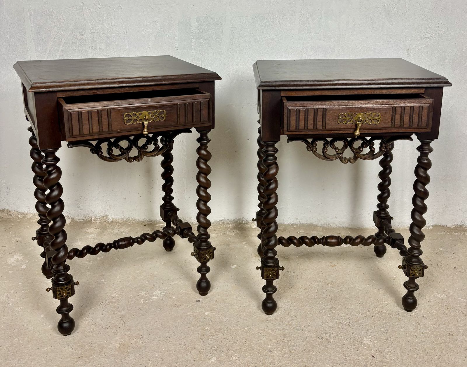 Pair Of Spanish Barley Twist Nightstands, 1930s photo vinterior