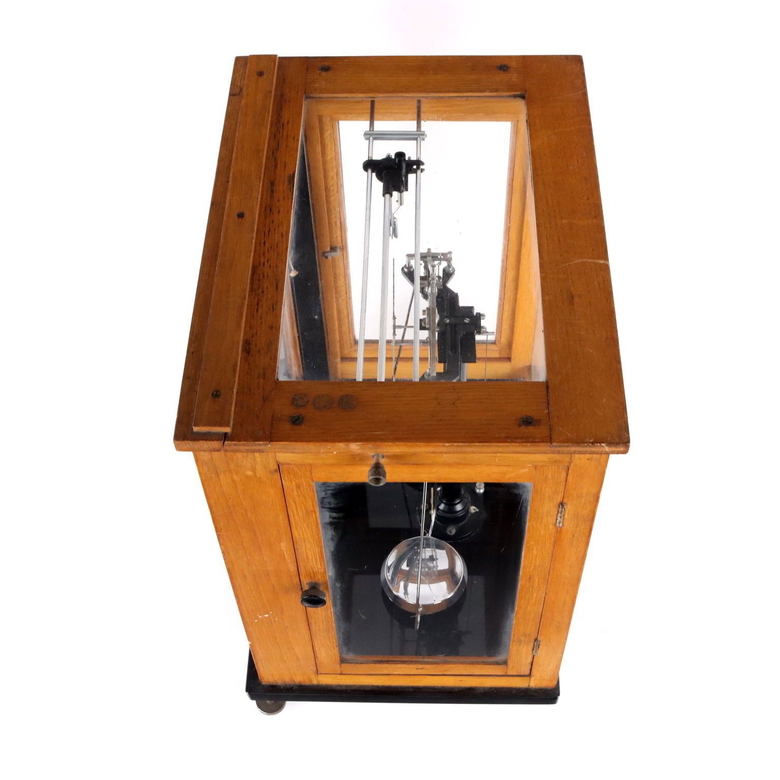 Woonaccessoires Antieke analoge weegschaal met koffer, Galileo Sartorius, Milaan, 20e eeuw photo