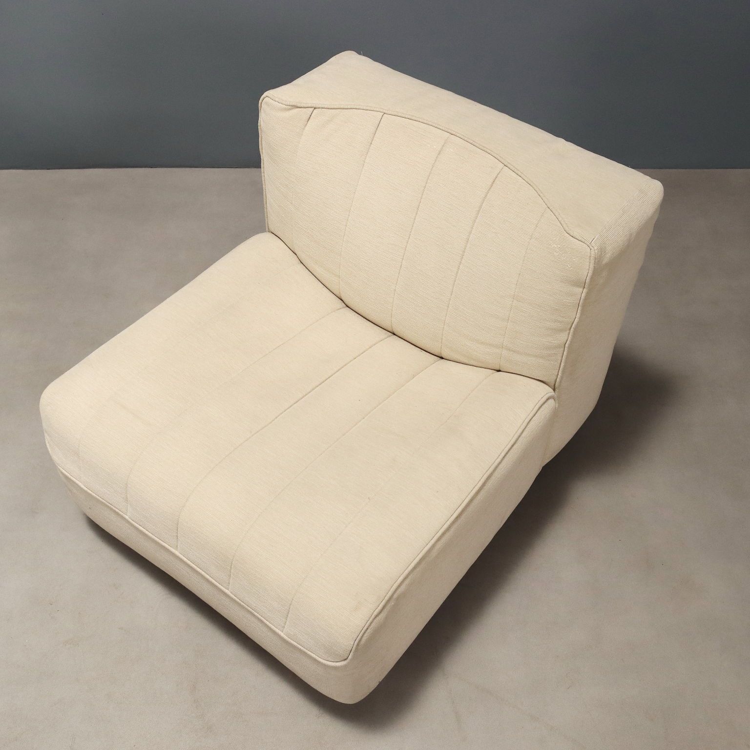 Vintage Arflex 9000 Armchairs Fabric Design Tito Agnoli 1970s photo vintage