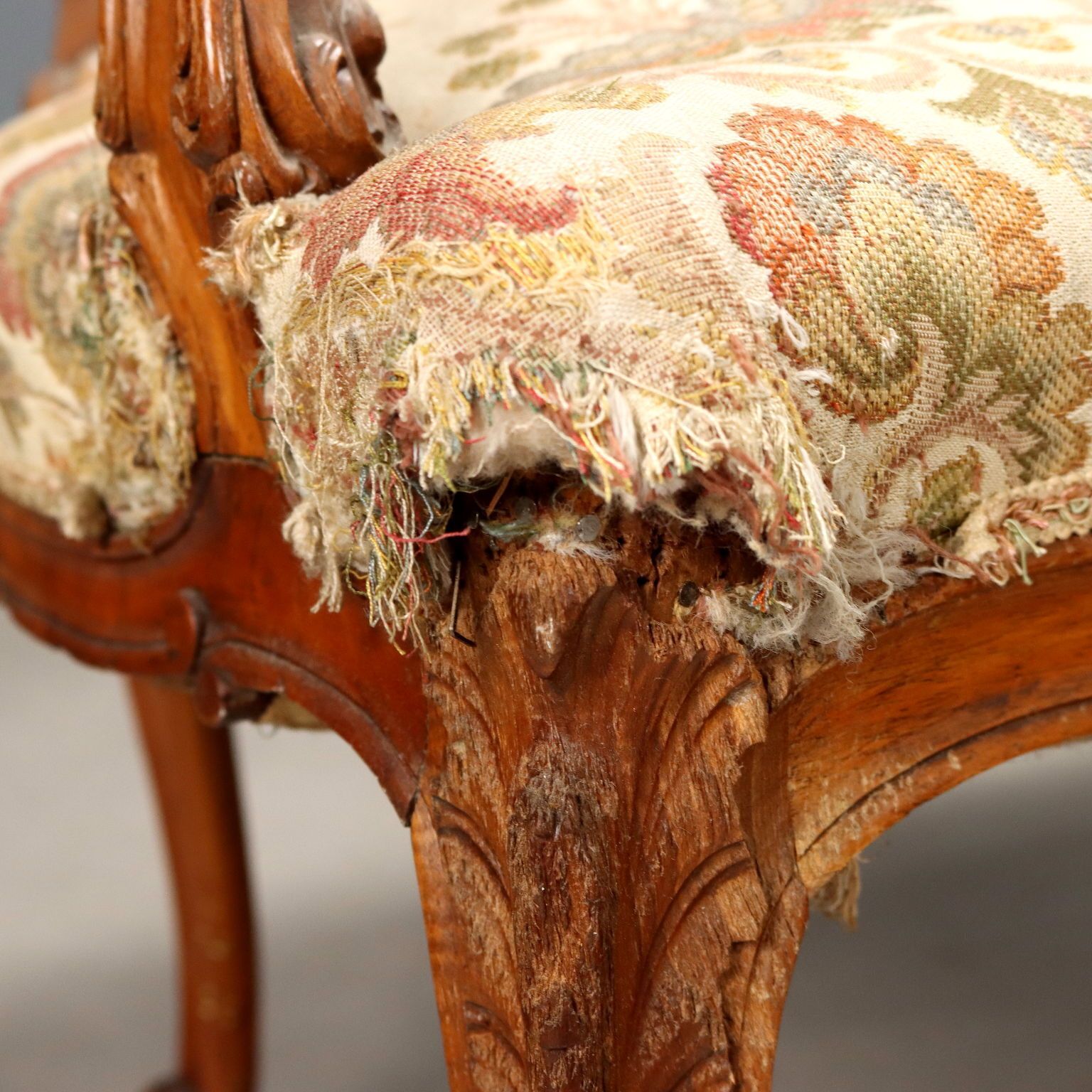 Sofa Baroque Style Walnut Carvings Italy XIX Century photo vintage