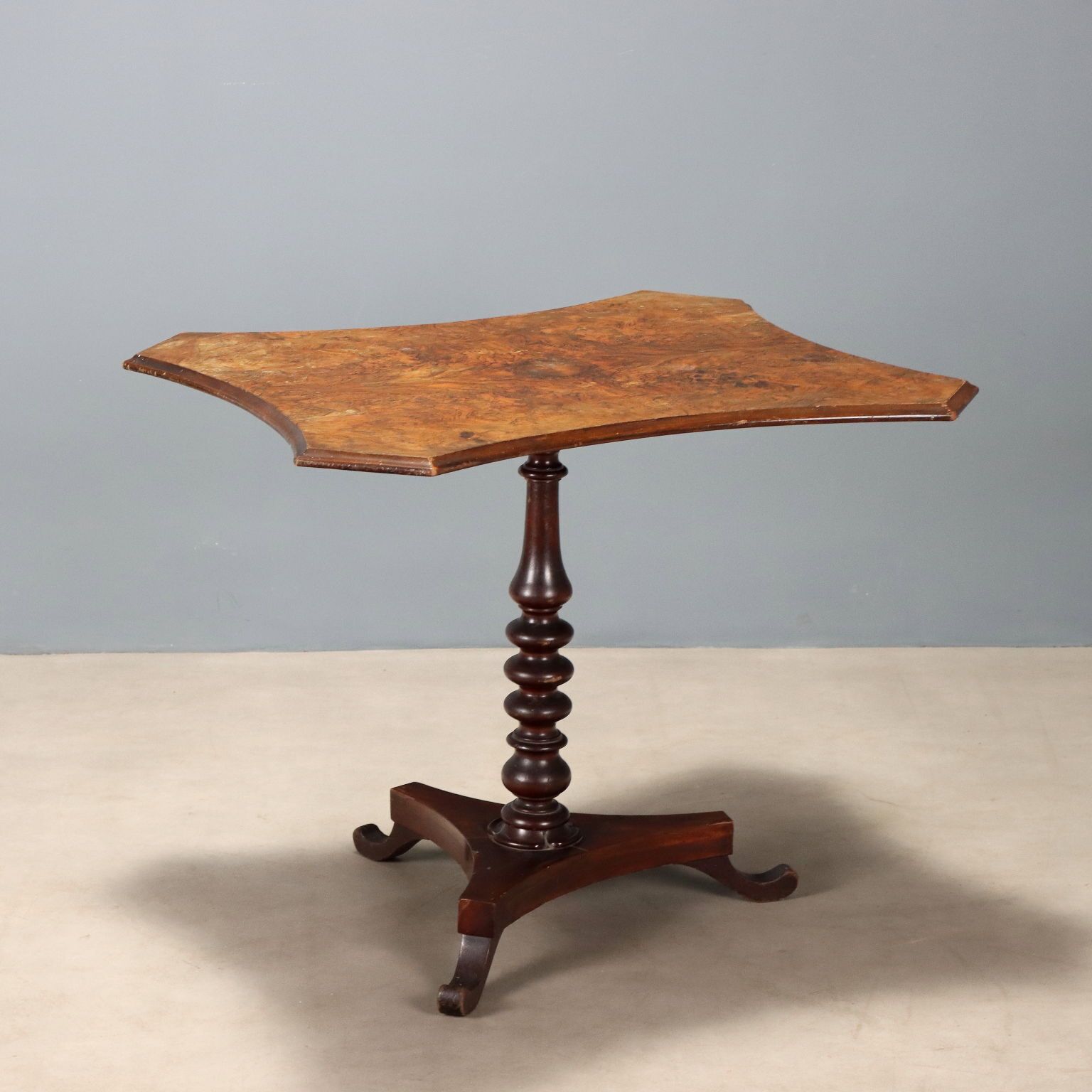 Small Antique Table Mahogany United Kingdom XIX Century