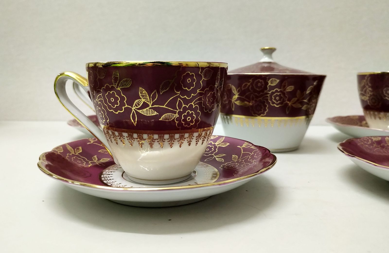Thee-/koffieservies met suikerpot photo vinterior