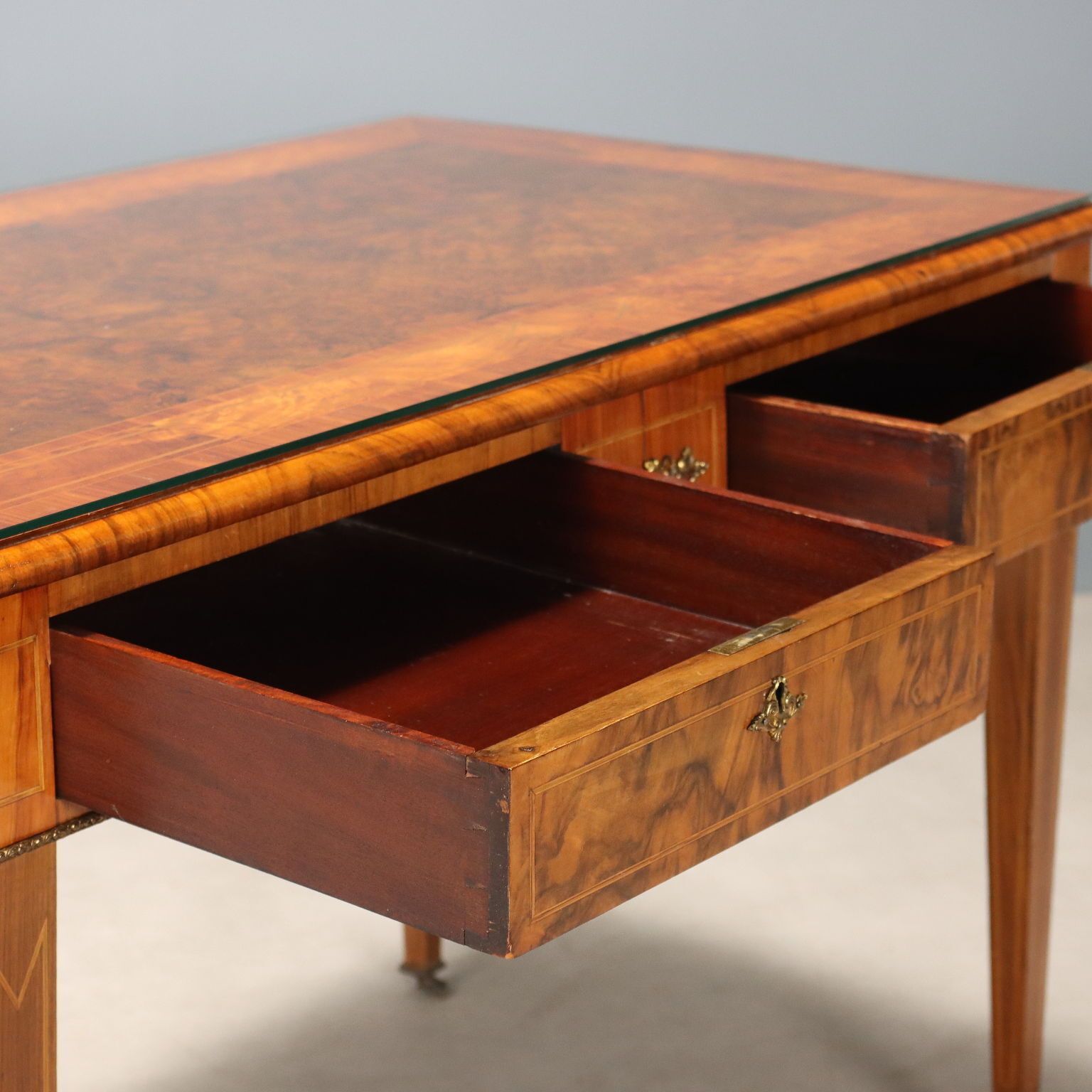 Antique Writing Desk Walnut Bois De Rose United Kingdom XIX Century photo Furniture