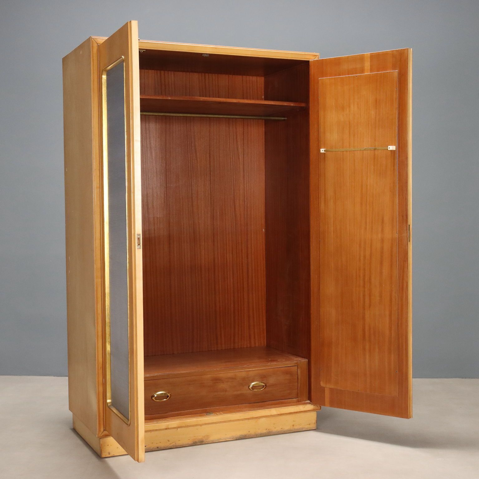 Vintage Wardrobe Maple Veneer Design Italy 1950s photo Furniture