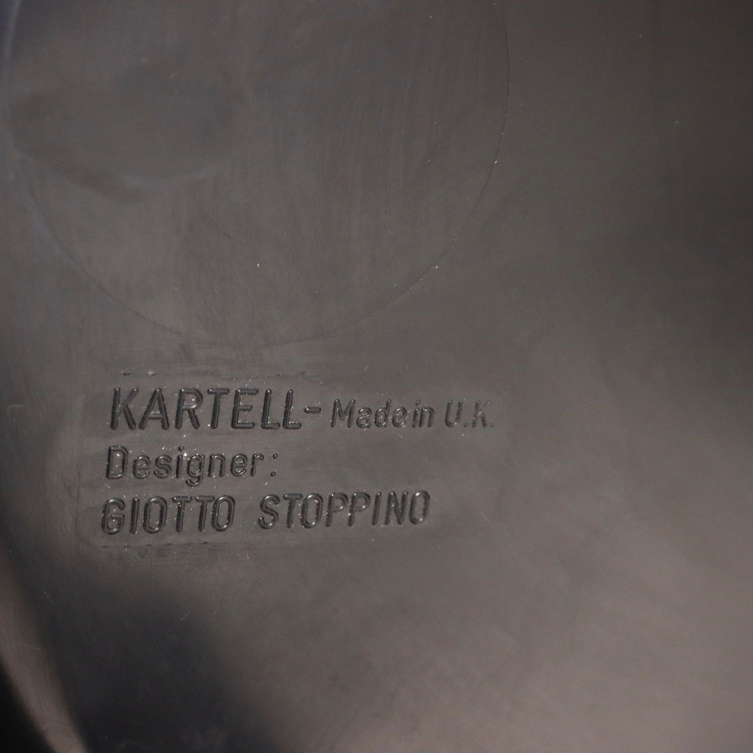 photo furniture Tables basses Kartell, design Giotto Stoppino, Italie, années 1970