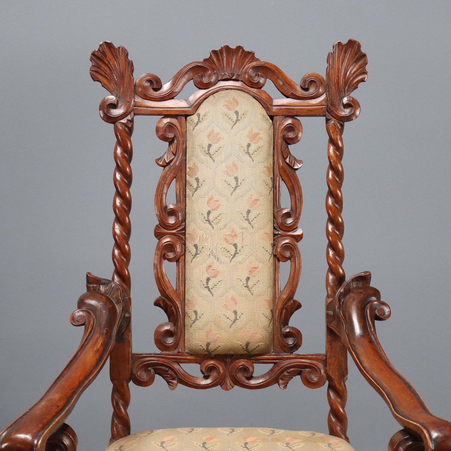 Antique Baroque Armchairs Walnut Fabric Italy XVII Century photo 1220.0