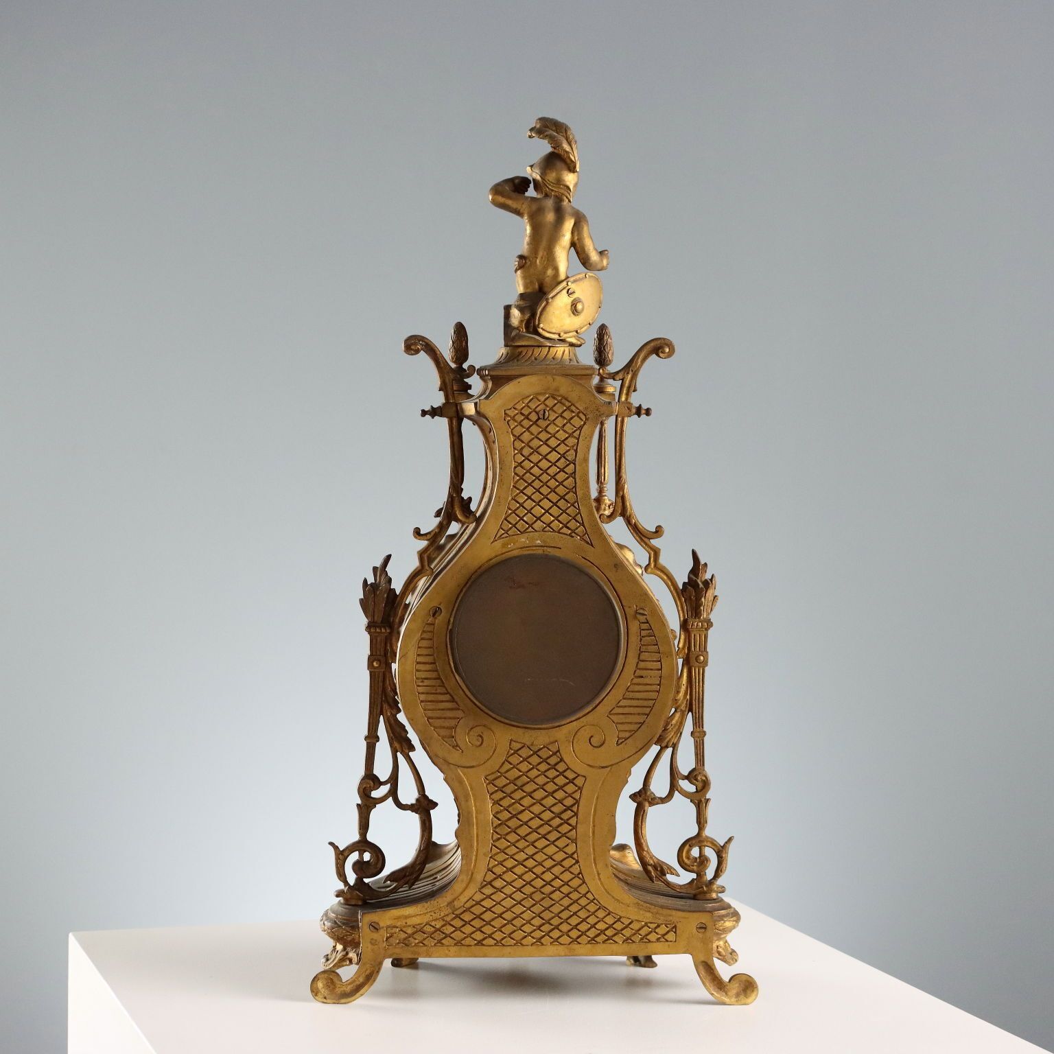 photo for sale Pendule de cheminée d'époque de style éclectique en bronze, France, XIXe siècle