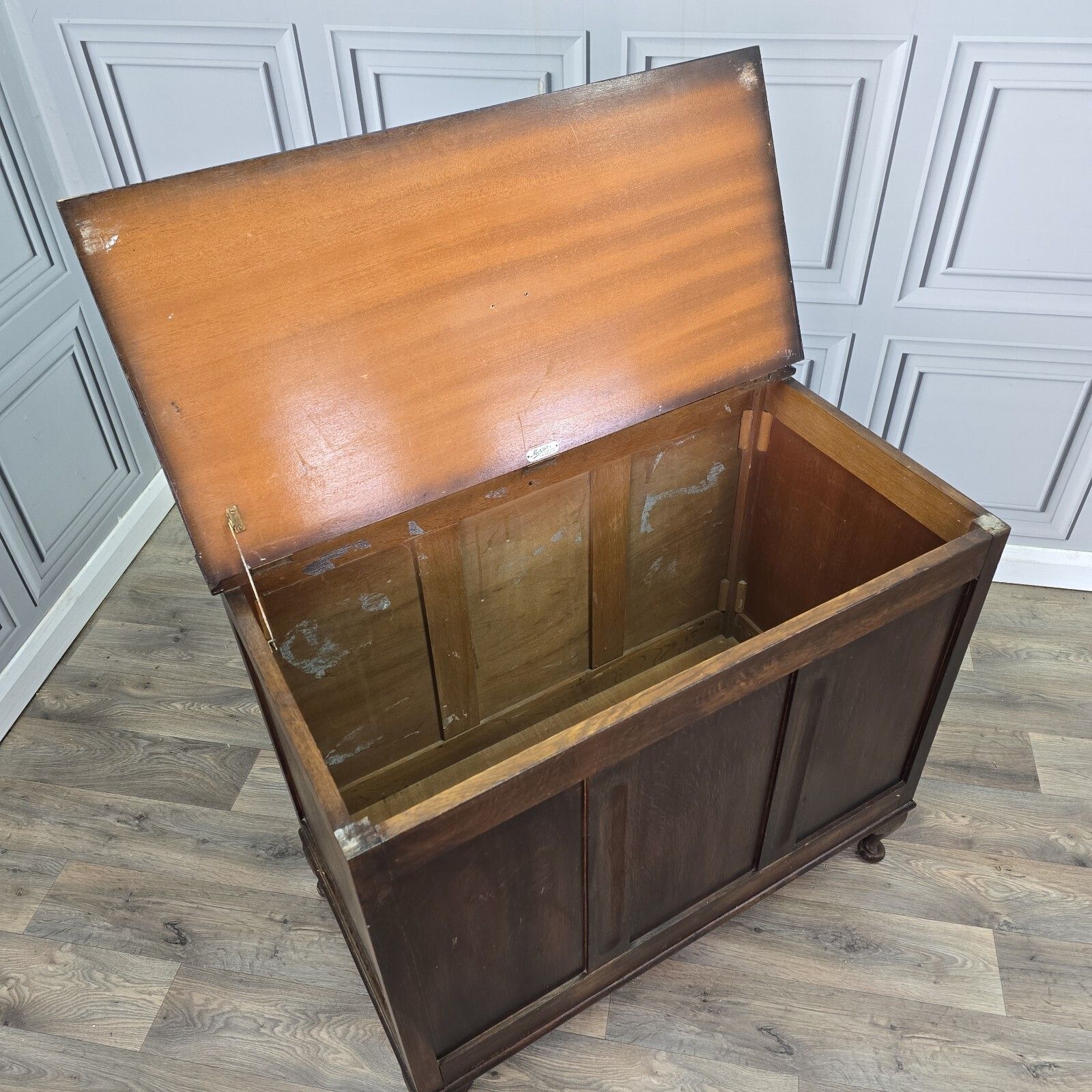 Vintage Large Chest Trunk Morris Of Swinton Oak Blanket Linen Storage Coffer photo vintage