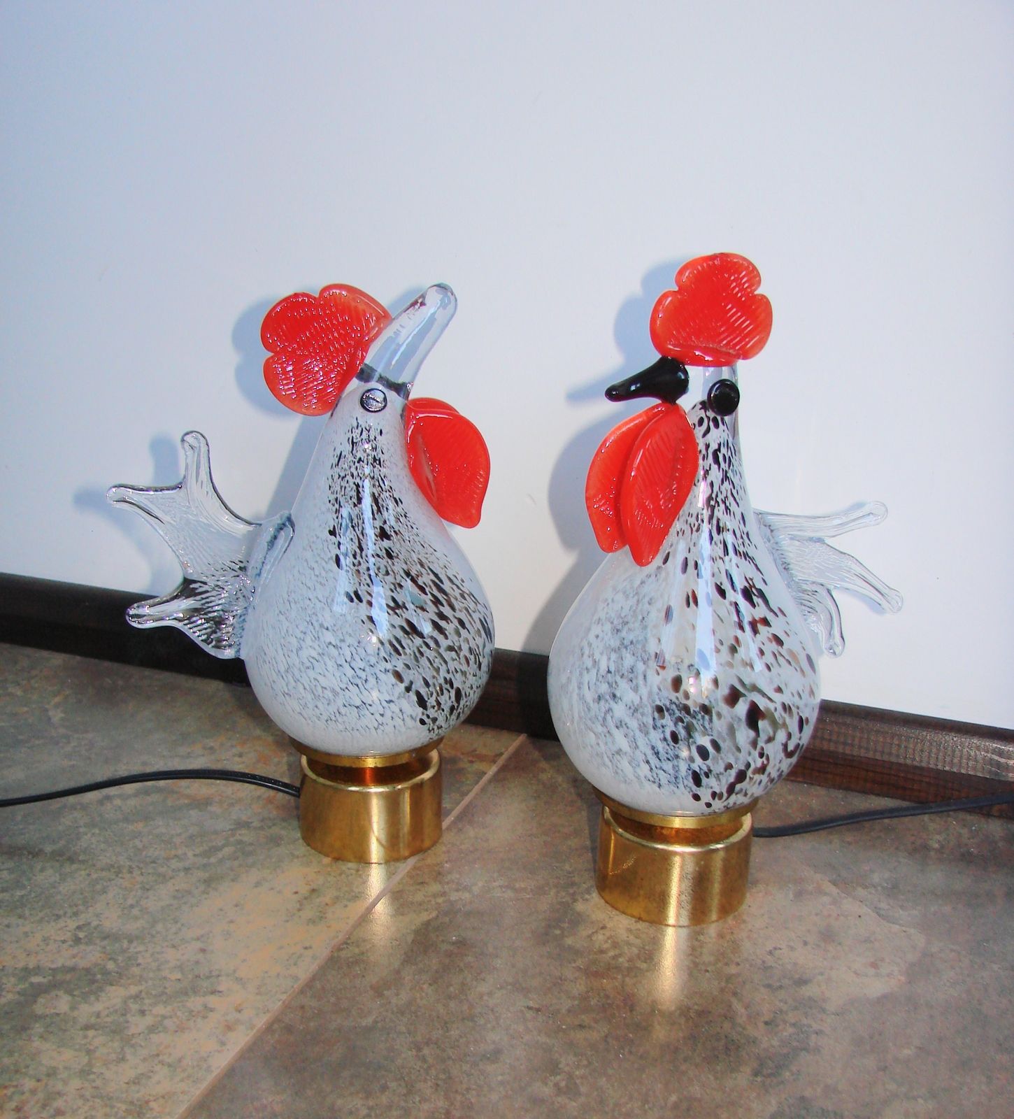 Vintage Haan  En Kiplampjes: Artistiek Glas Uit De Jaren 1980 photo buy