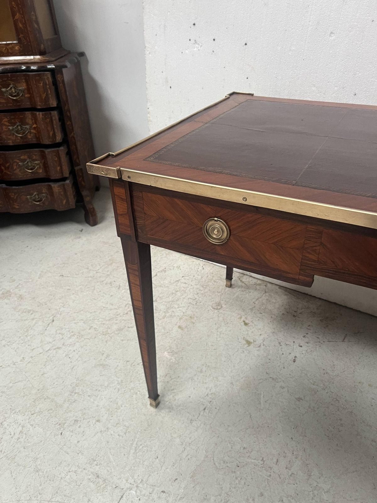 Louis XVI Flat Desk In Mahogany Veneer And Rosewood, 18th Century. photo furniture