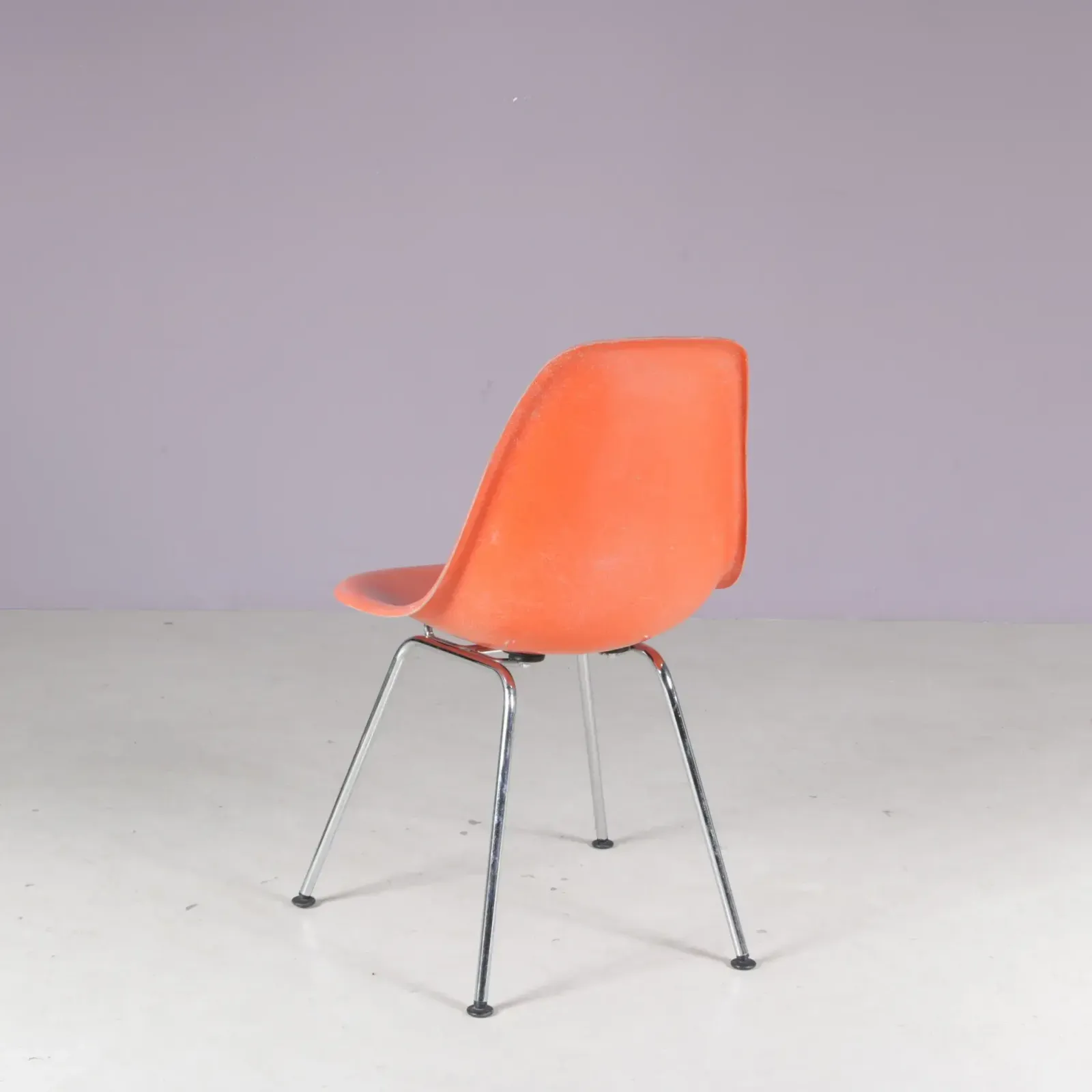 1960s Dining Chairs In Orange Fiberglass / Charles & Ray Eames / Herman Miller, USA photo 304.0