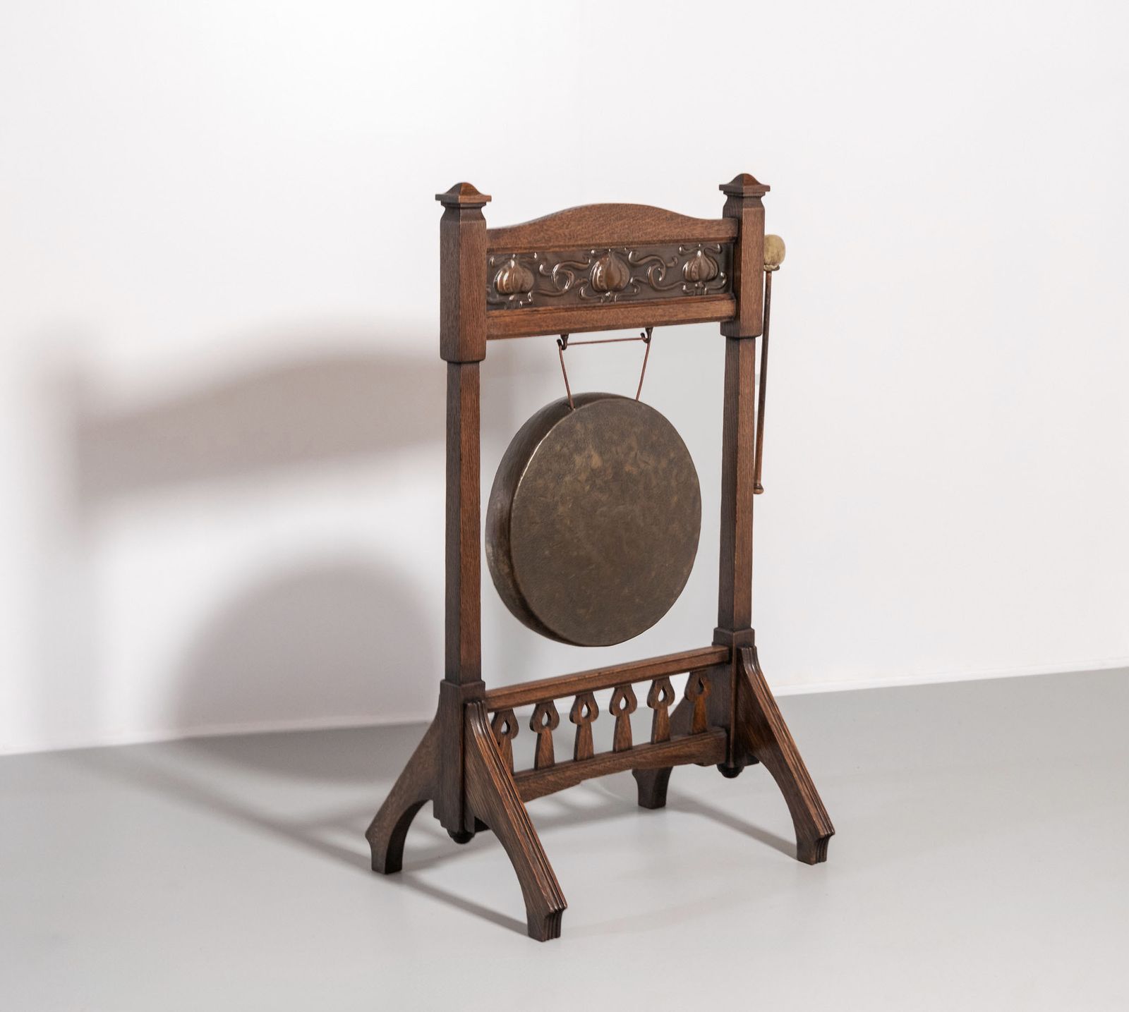 Arts & Crafts Oak & Copper Floor Standing Dinner Gong Attr Shapland And Petter photo buy