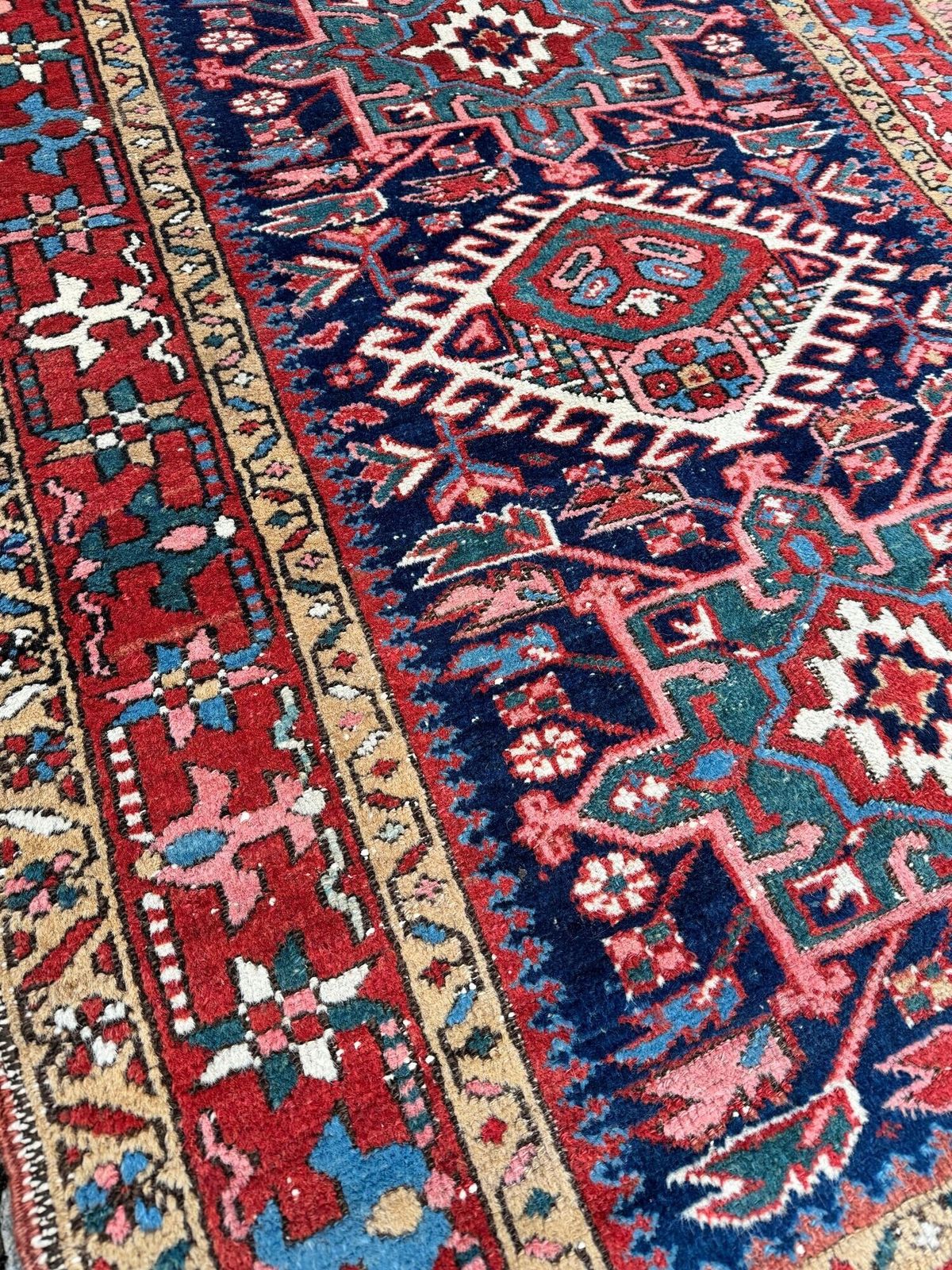 photo vintage Antiek Karadja tapijt 1,35 m x 1,00 m