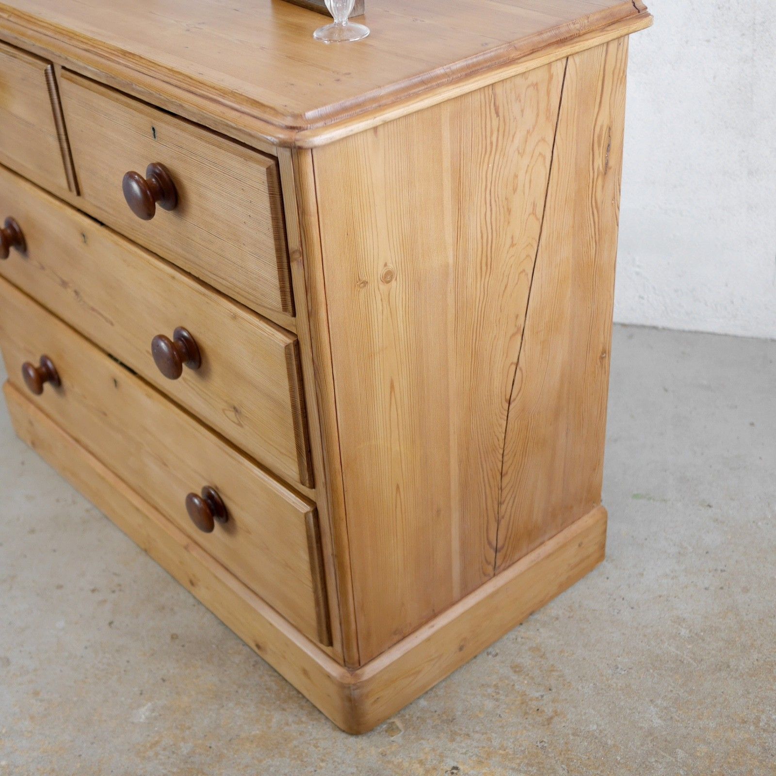 photo vintage Antique 19th Century Victorian Stripped Pine Chest Of Drawers #103202