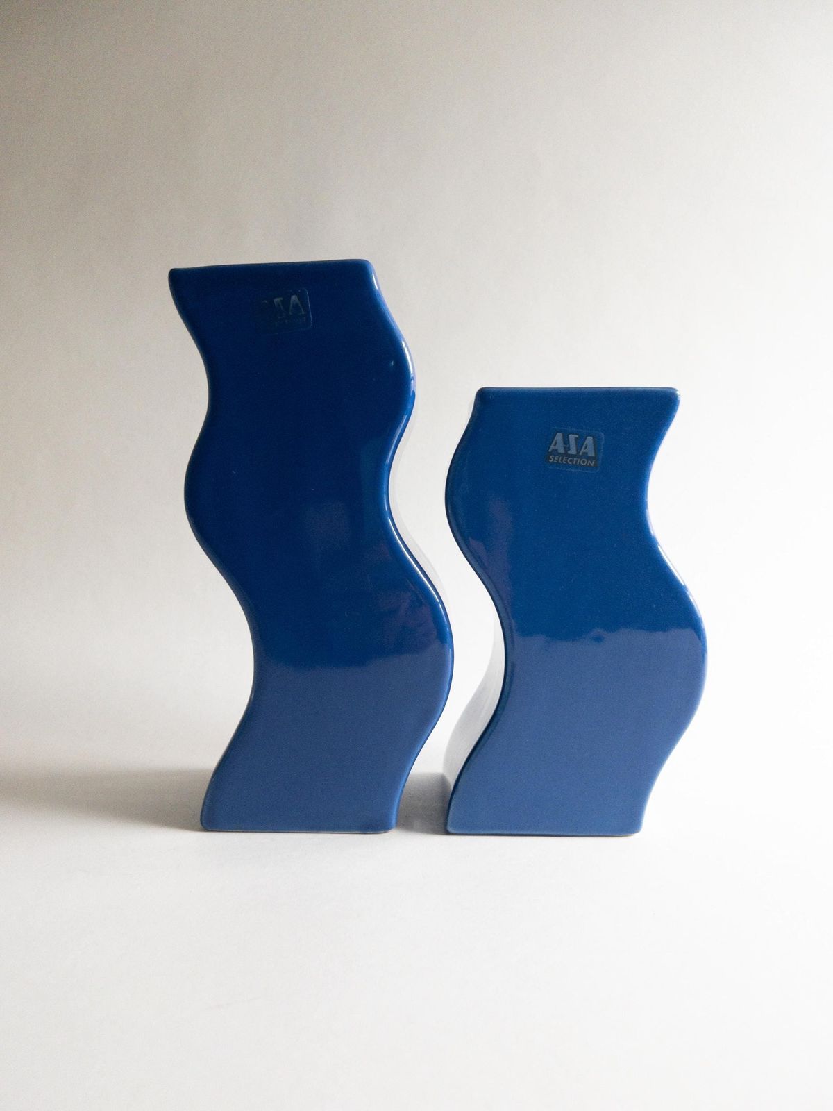 Asa Selection Blue Wavy Vases, Duits postmodern keramiek, set van twee photo for sale