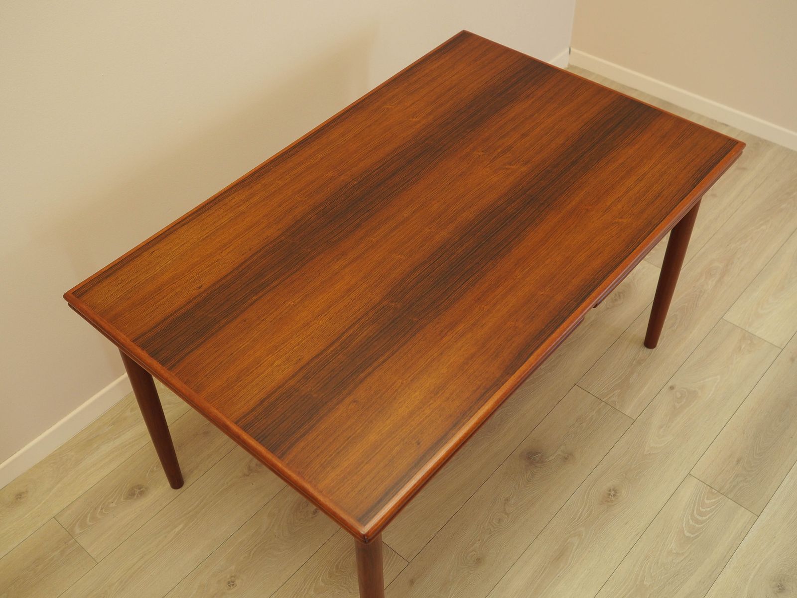 photo buy Vintage tafel, Deens design, jaren 1970, gemaakt in Denemarken