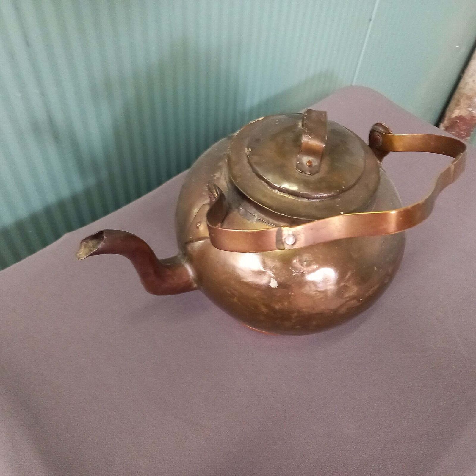photo furniture Antique Apple Kettle., 1800s