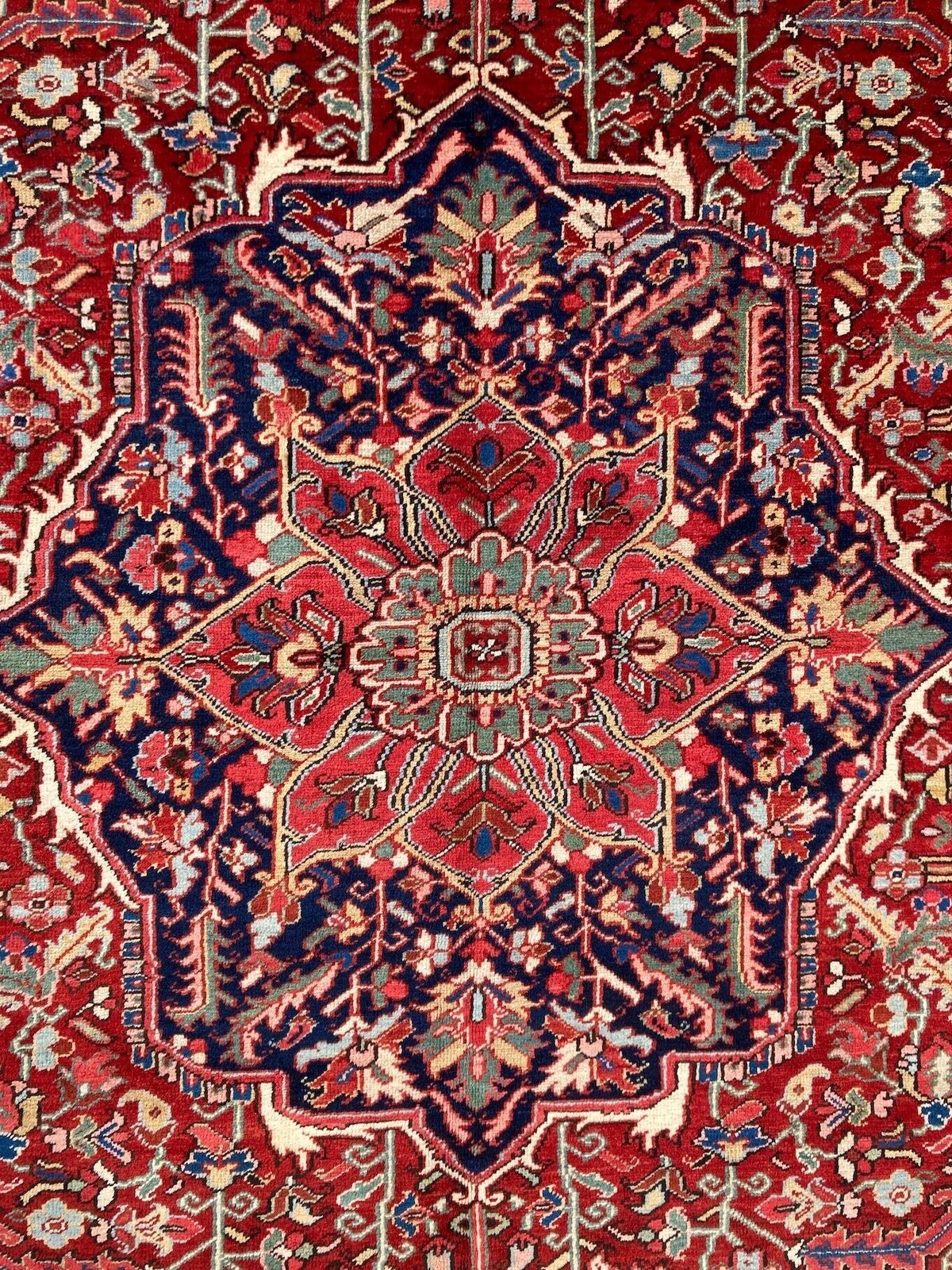 photo vinterior Antiek Heriz tapijt 3,58 m x 2,27 m