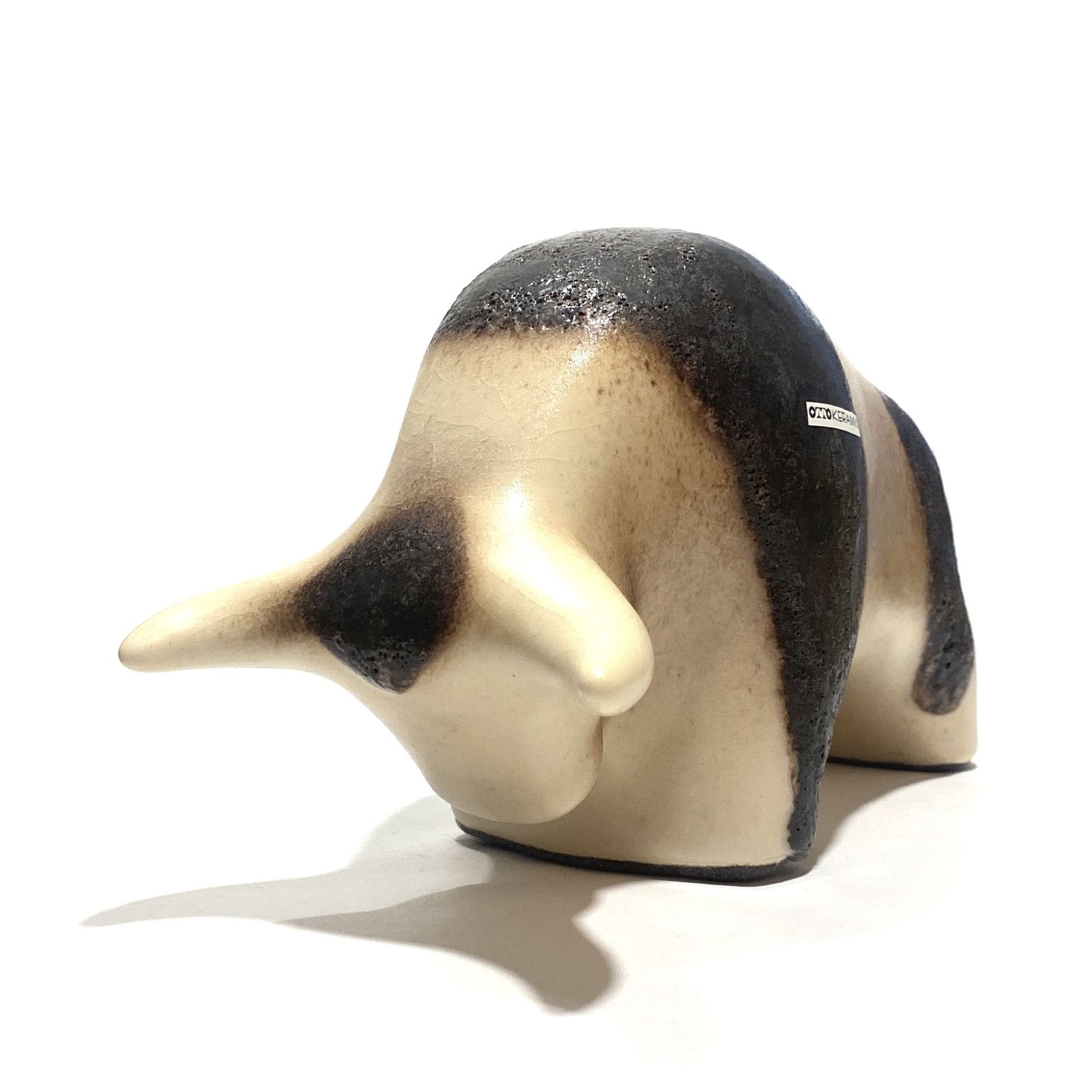 Otto Keramik stier in natuurlijke fat lava glazuur, West German Pottery stijl sculptuur photo buy