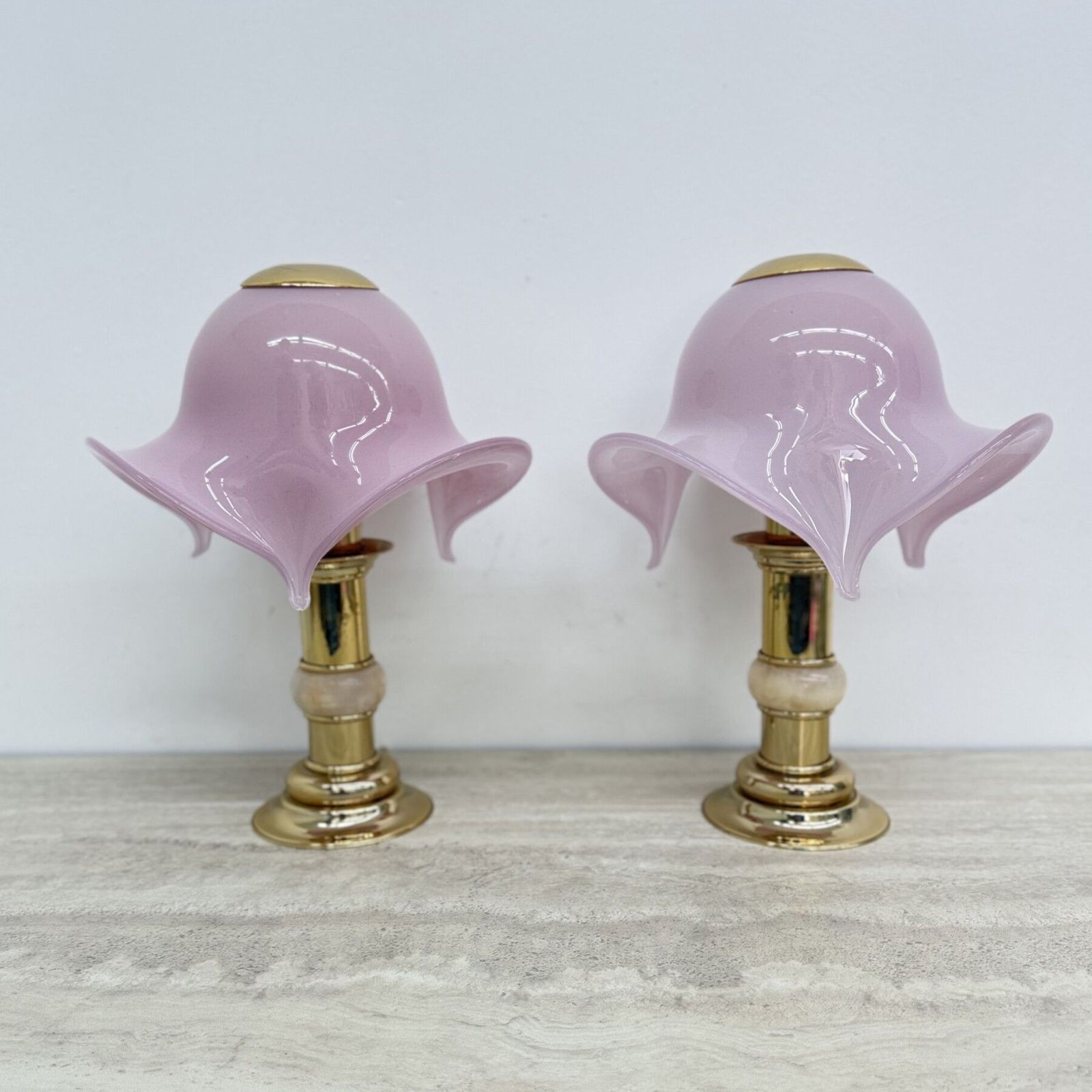 Set van 2 roze Murano glazen tafellampen met albast detail, jaren 1970