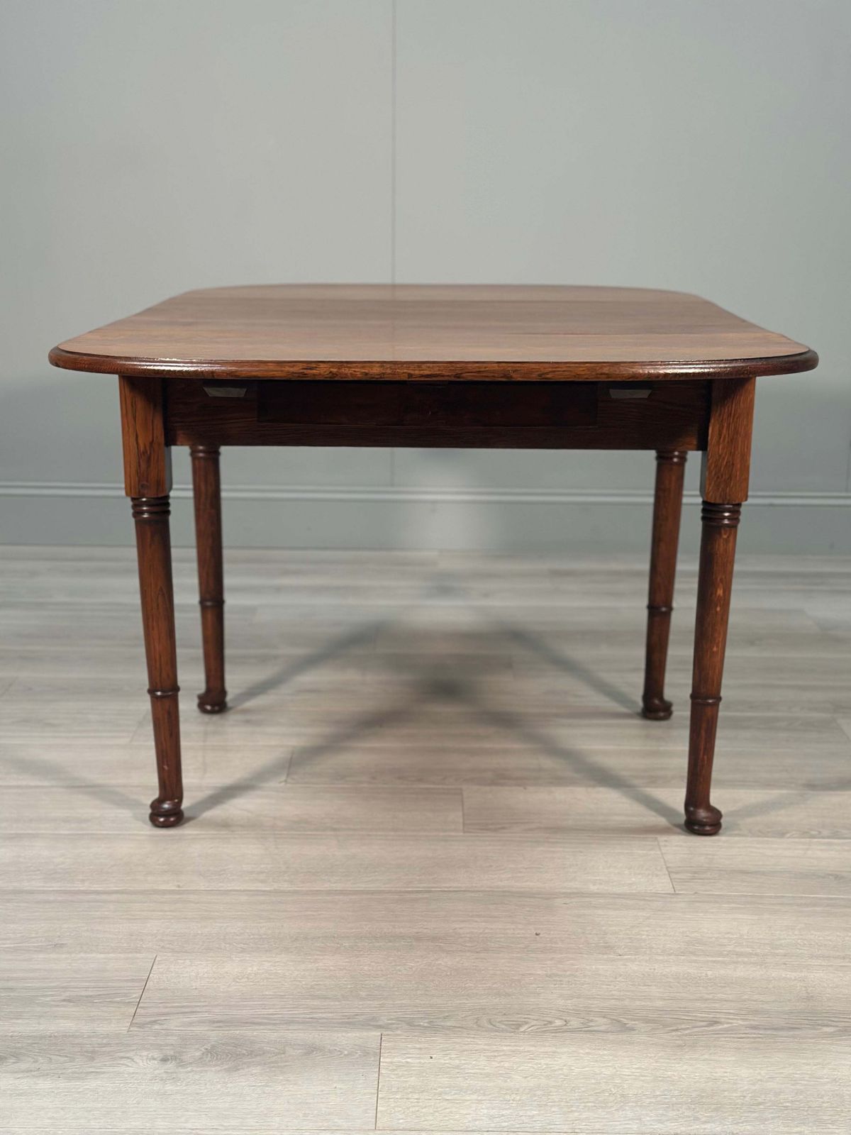 photo furniture Antique Oak Drop Leaf Dining Table