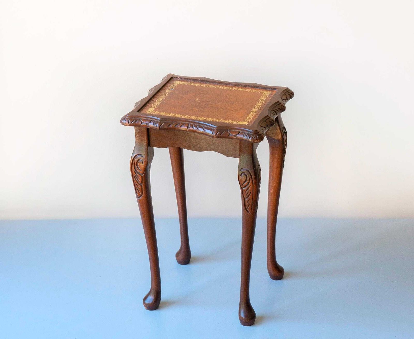 Antique Oak Side Table   Leather Top   Edwardian Lamp Stand   Carved Oak Accent Furniture photo buy