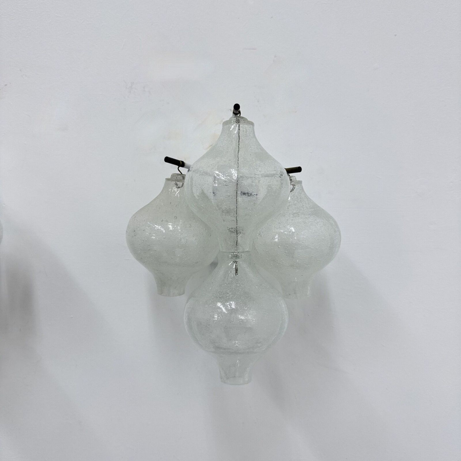 Mid-Century Tulipan glazen wandlampen (paar) van Kalmar, Oostenrijk, jaren 1960 photo Verlichting