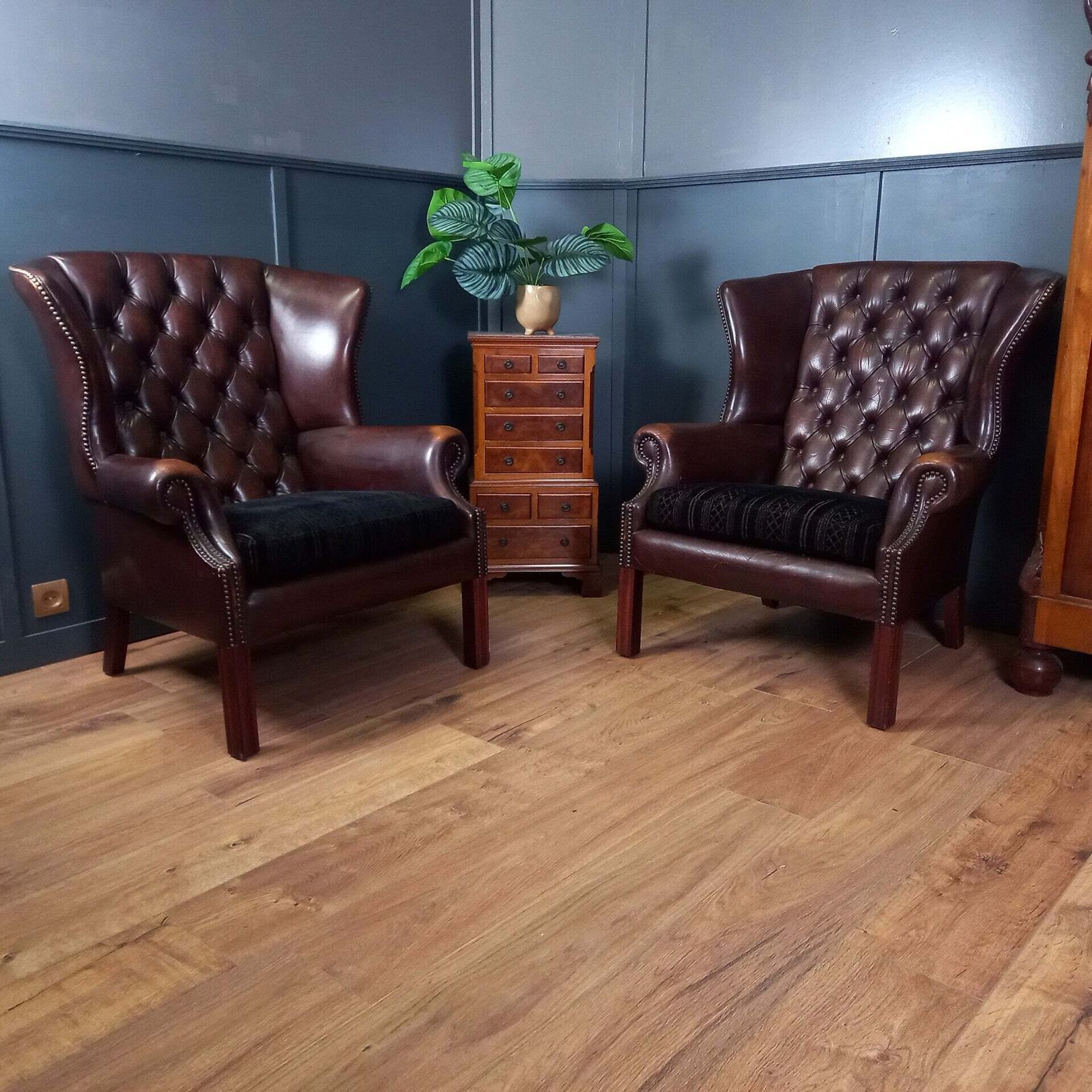 2x Chesterfield Wingback Armchair photo furniture