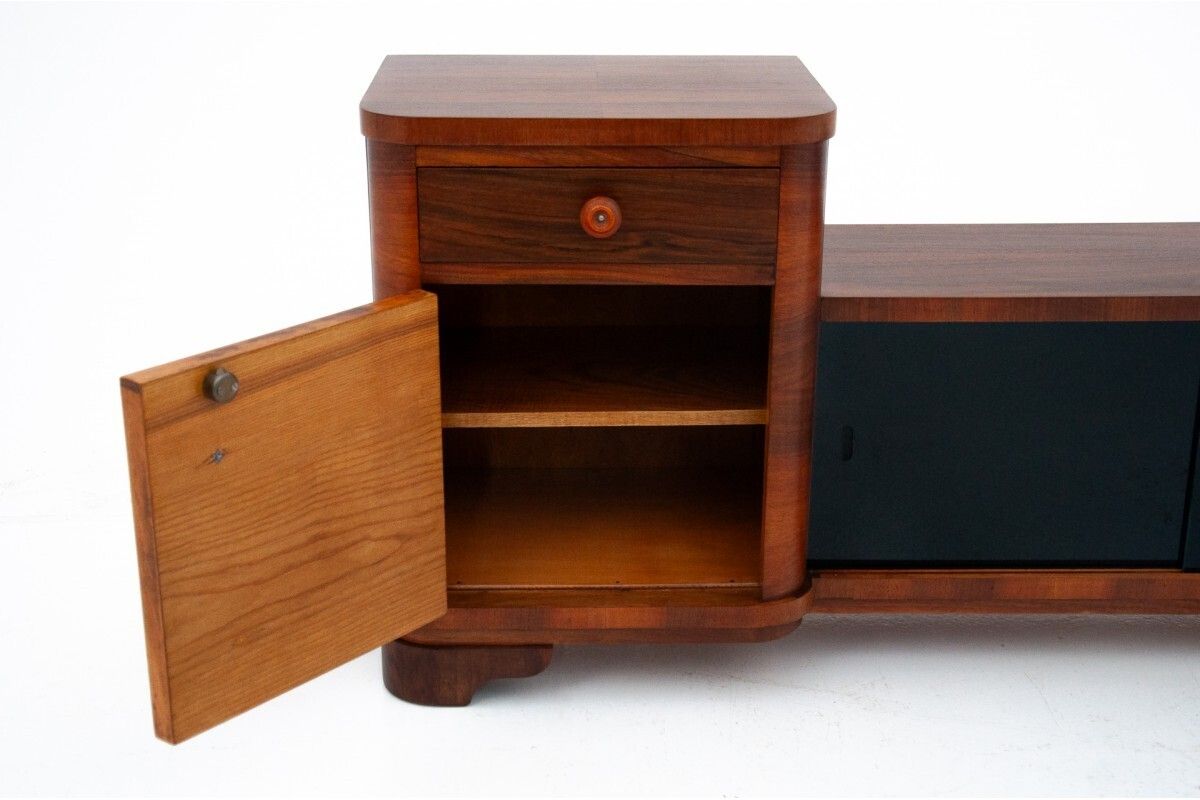 Small Art Deco Chest Of Drawers, Poland, 1950s. After Renovation. photo vinterior