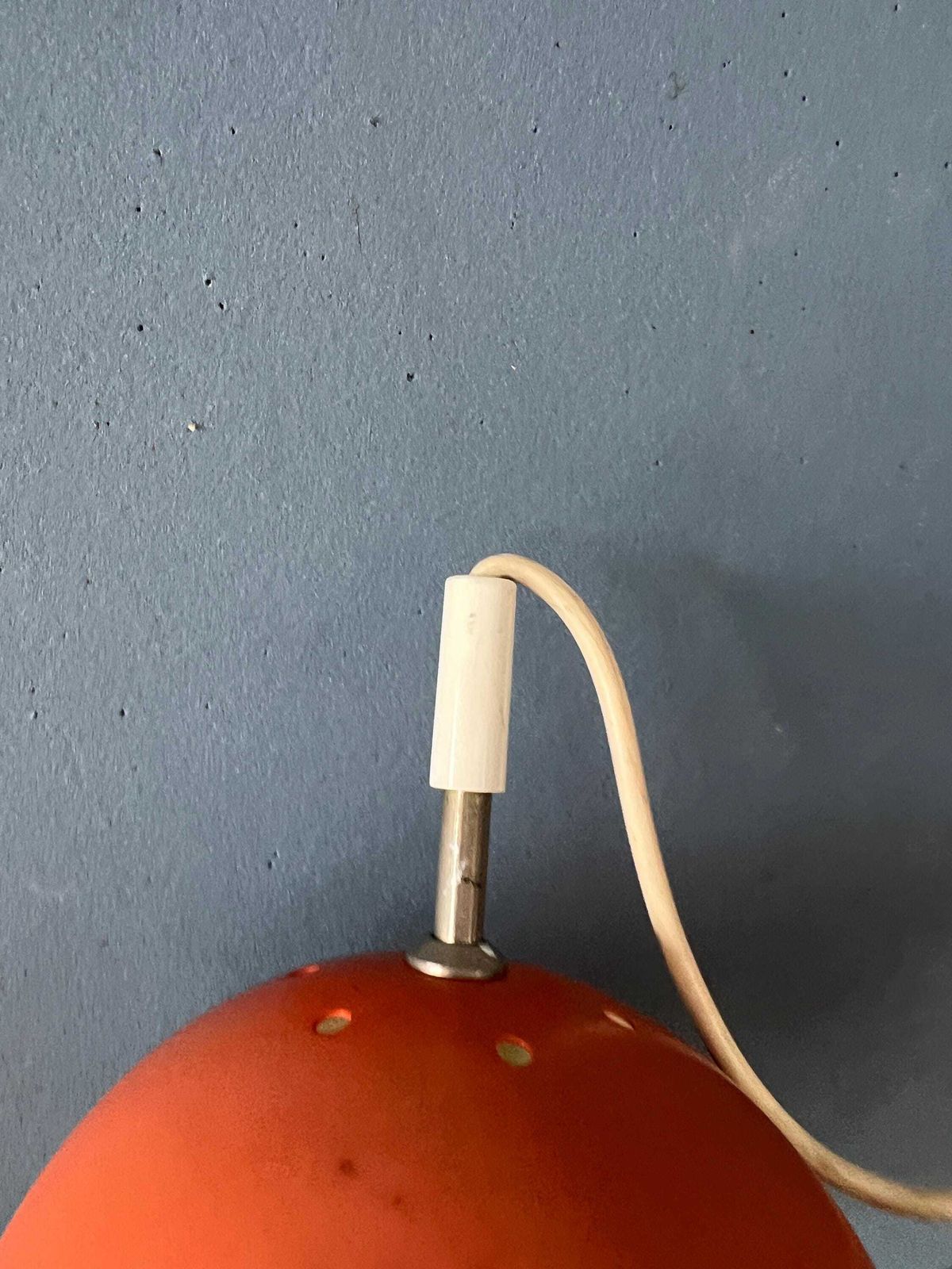 photo vintage Mid Century Orange Eyeball Floor Lamp