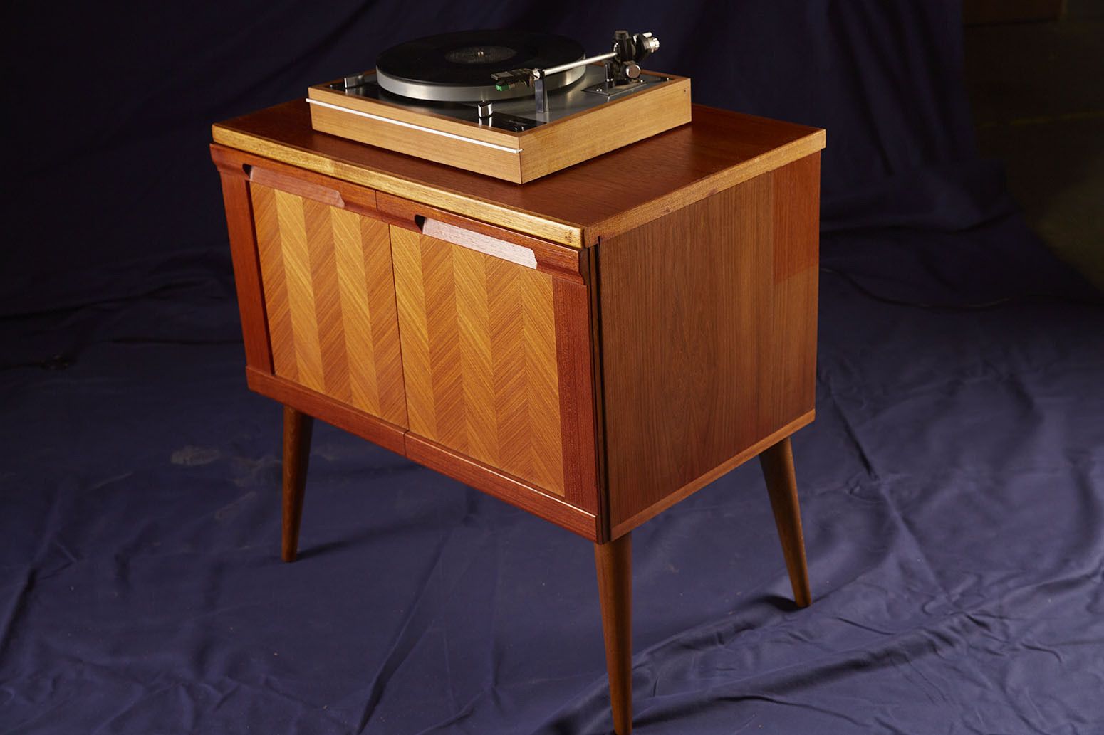 Mid Century Vintage G Plan Chevron Teak Record Cabinet Vinyl Lp