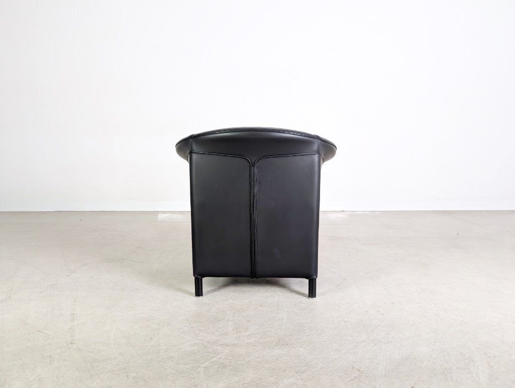 2x Original Wittmann Aura Armchairs, Black Leather, Paolo Piva photo vinterior