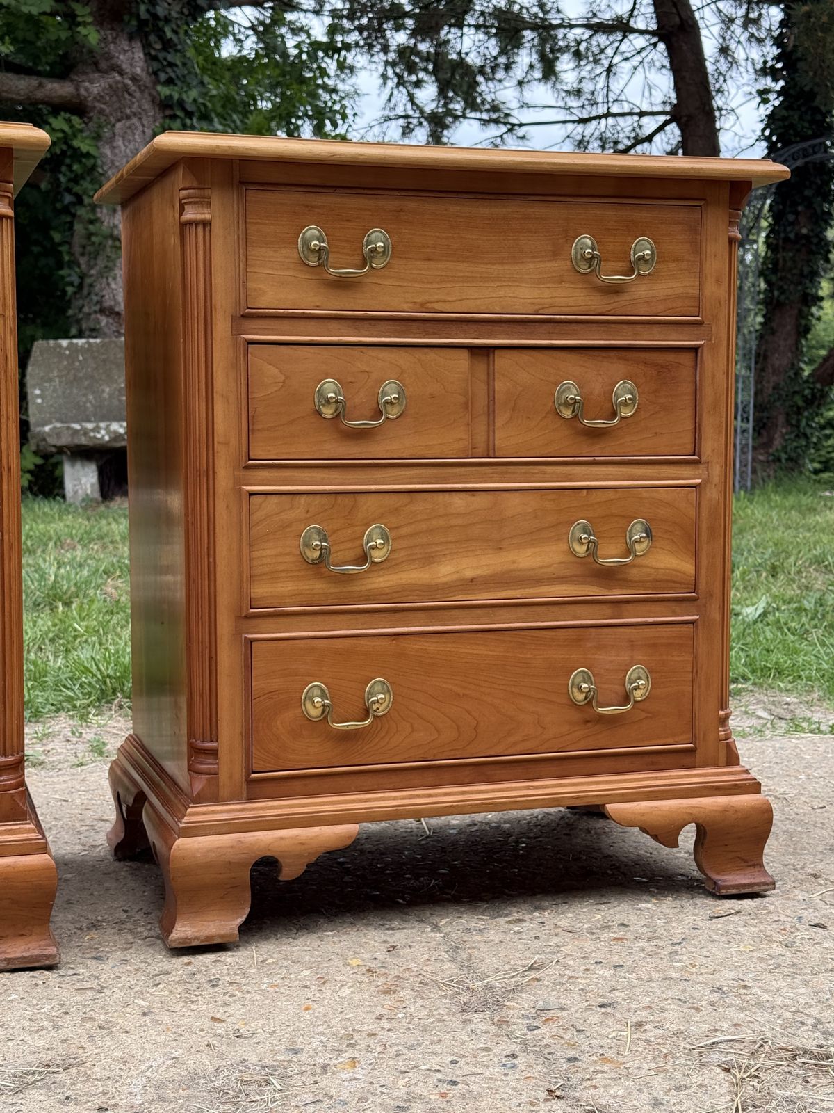 450.0 Pair Of Regency Style Bedside Tables Chest Of Drawers Stickley Side Tables photo