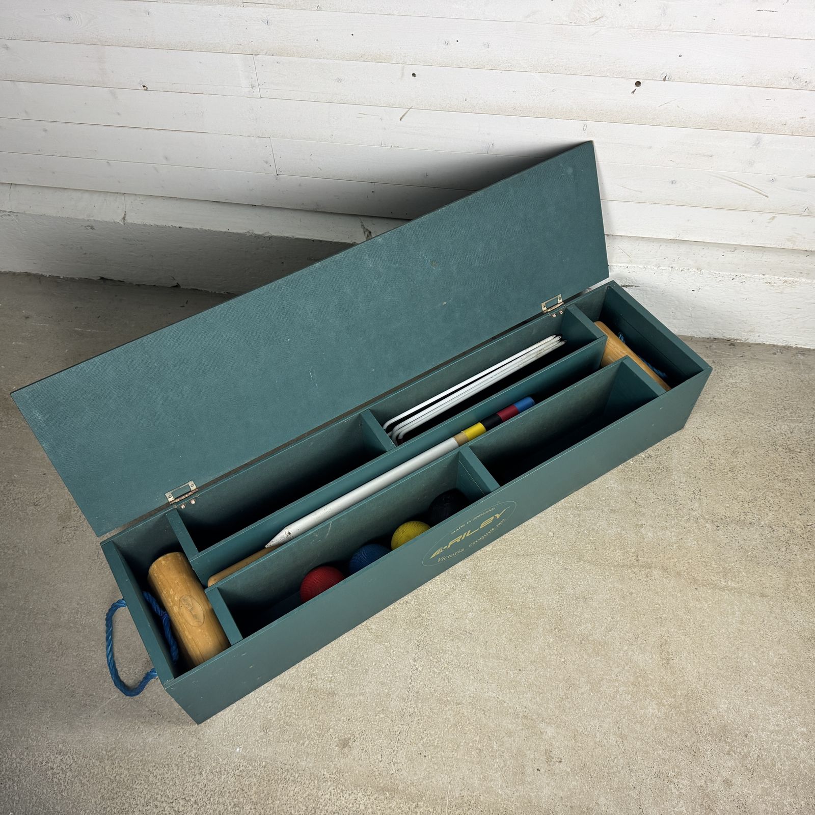 Vintage Croquet Set In Box photo vinterior