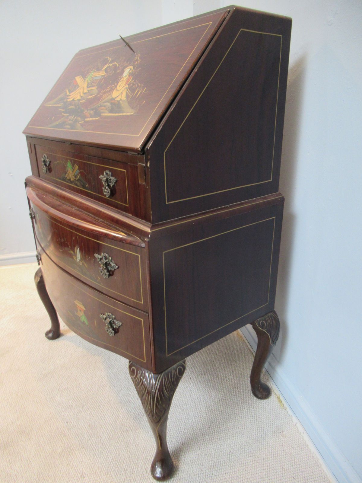 Walnut Writing  Bureau   With Chinoiserie   Decoration photo vinterior