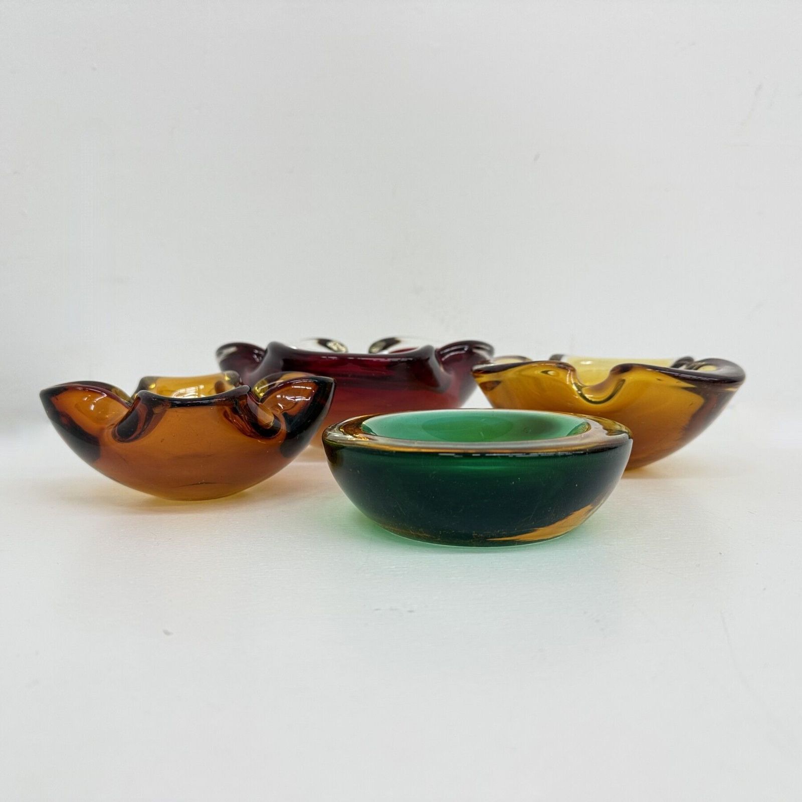 Mid-Century Design Set van 4 Murano Summers Glazen Schalen, jaren 1970 photo for sale
